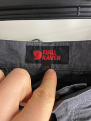 Vintage Fjall Raven Shorts Grey Mens 50 Nylon