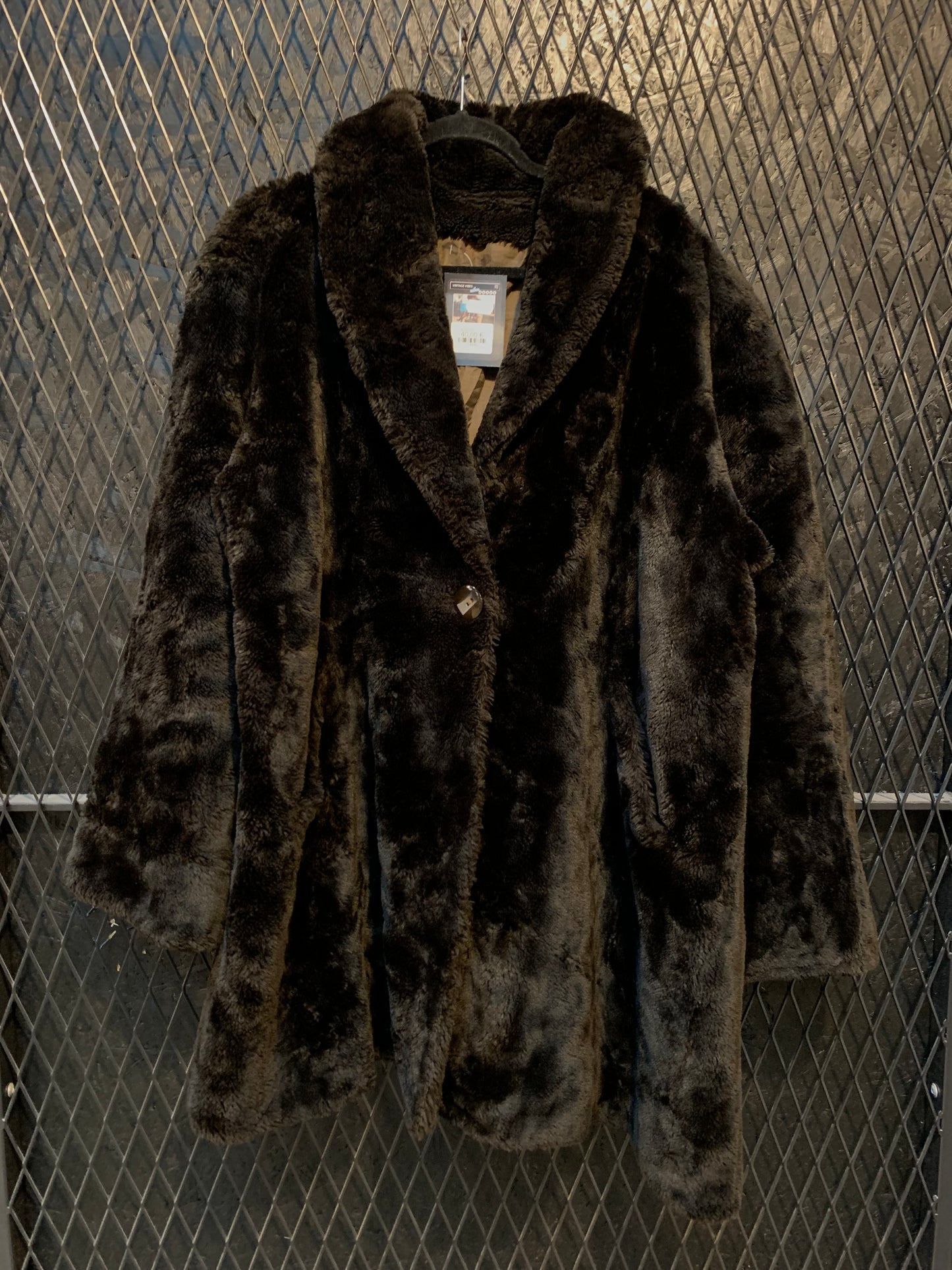 Vintage Women's Luxury Faux Fur Coat