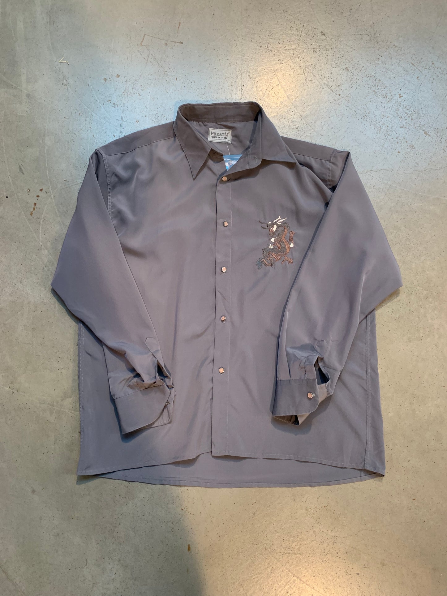 Y2K Men's Embroidered Dragon Grey Longsleeve Button-Up Shirt