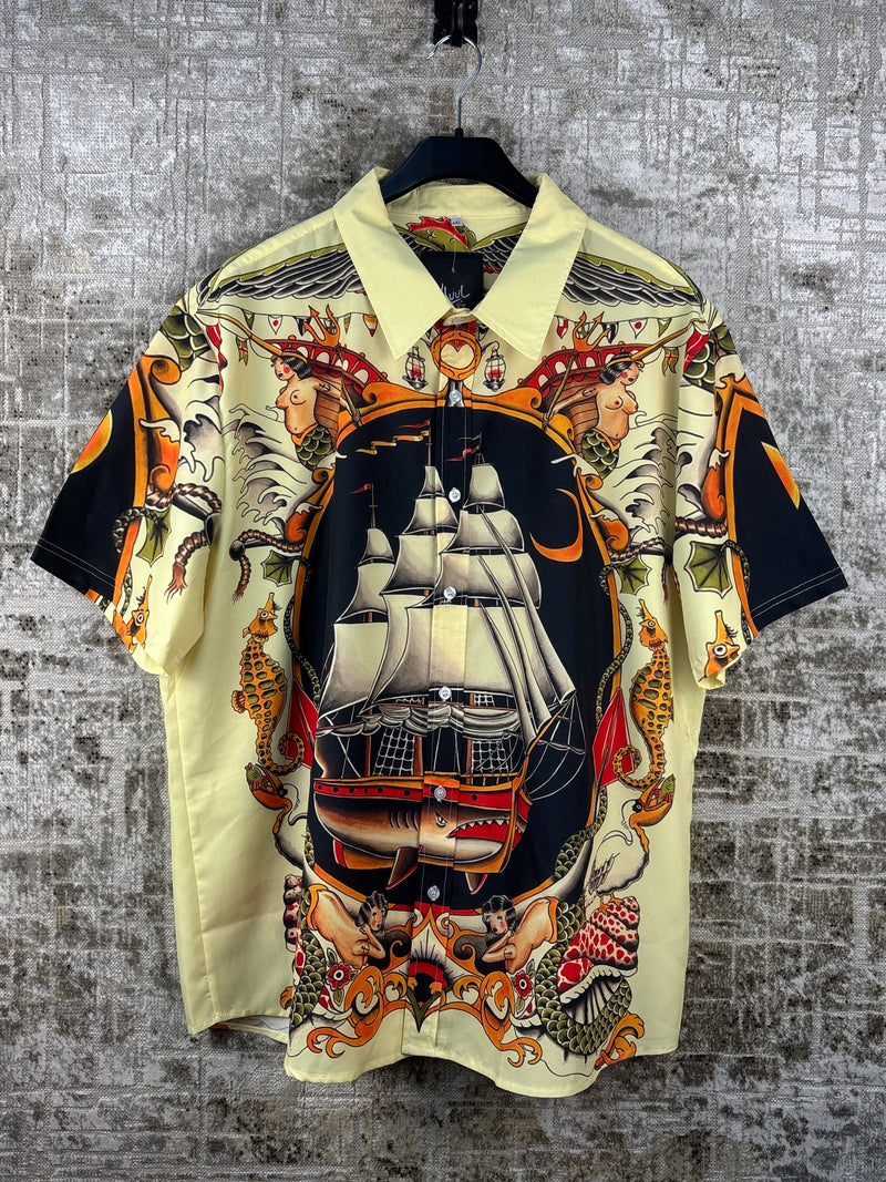 Men's Vintage Graphic Button Up Shirt
