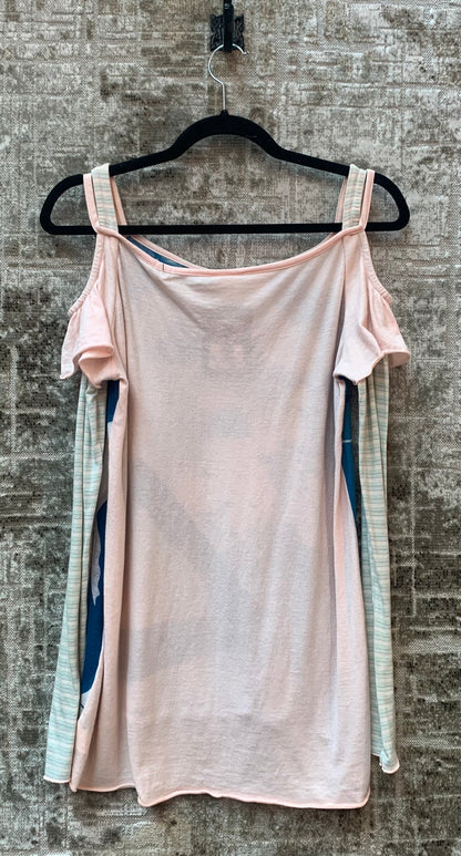 Y2K Graphic Cold-Shoulder Top