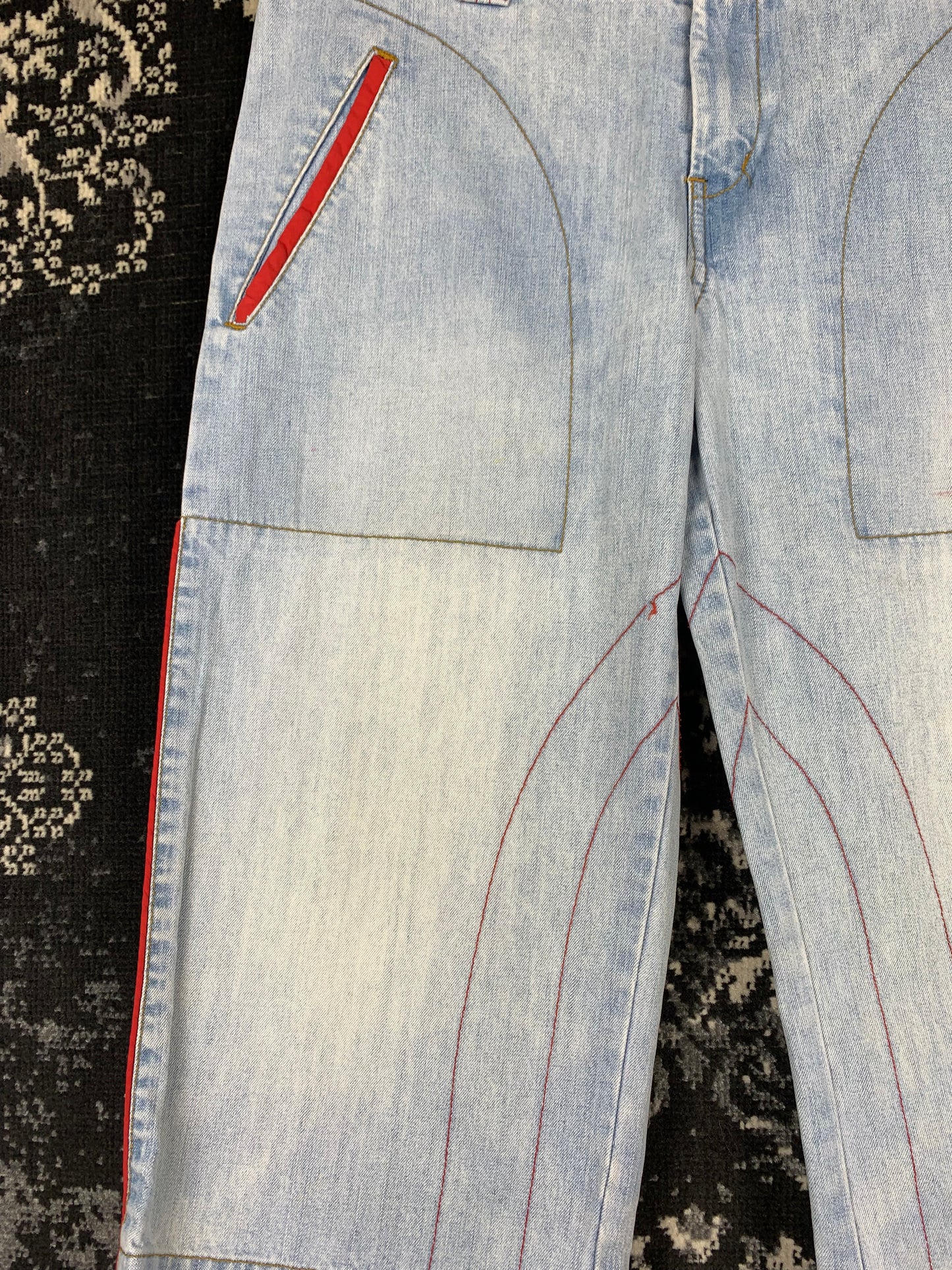 Unisex Vintage Light Blue Capri Jeans