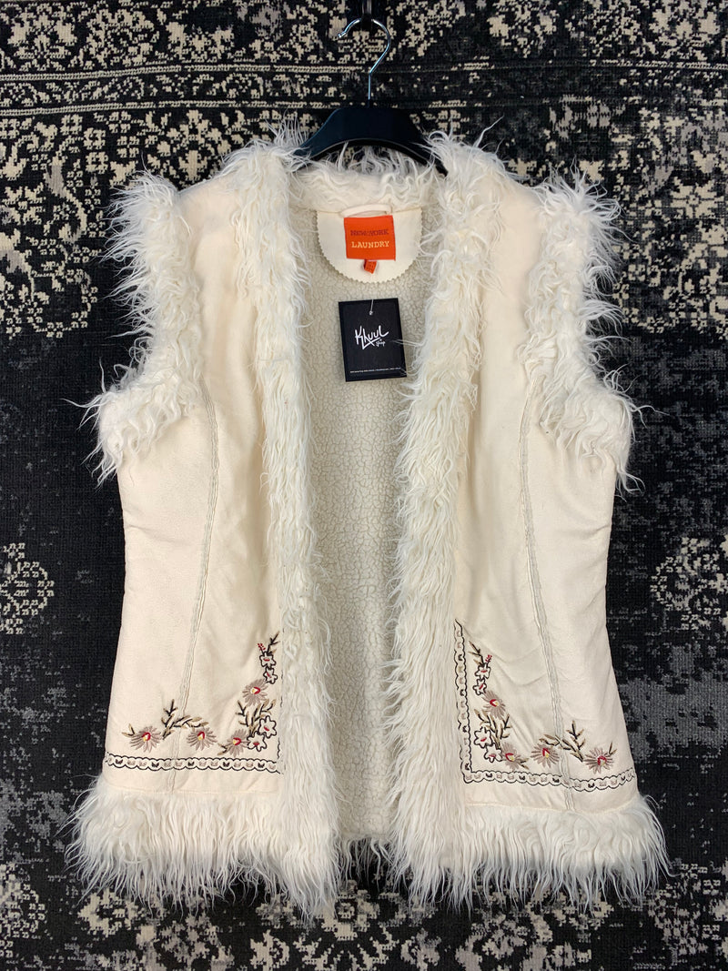 Women's Vintage New York Laundry White Faux Fur Vest