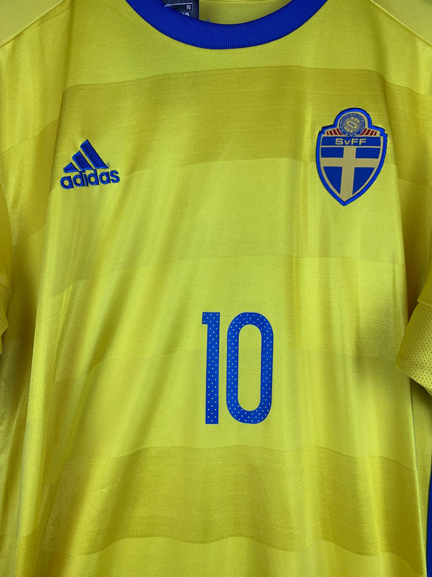 Adidas Zlatan Ibrahimović #10 Sweden National Team Jersey
