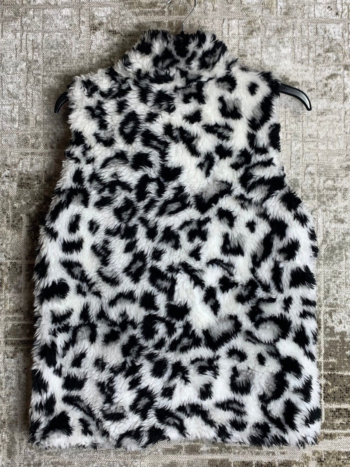 Leopard Print Faux Fur Zip Vest