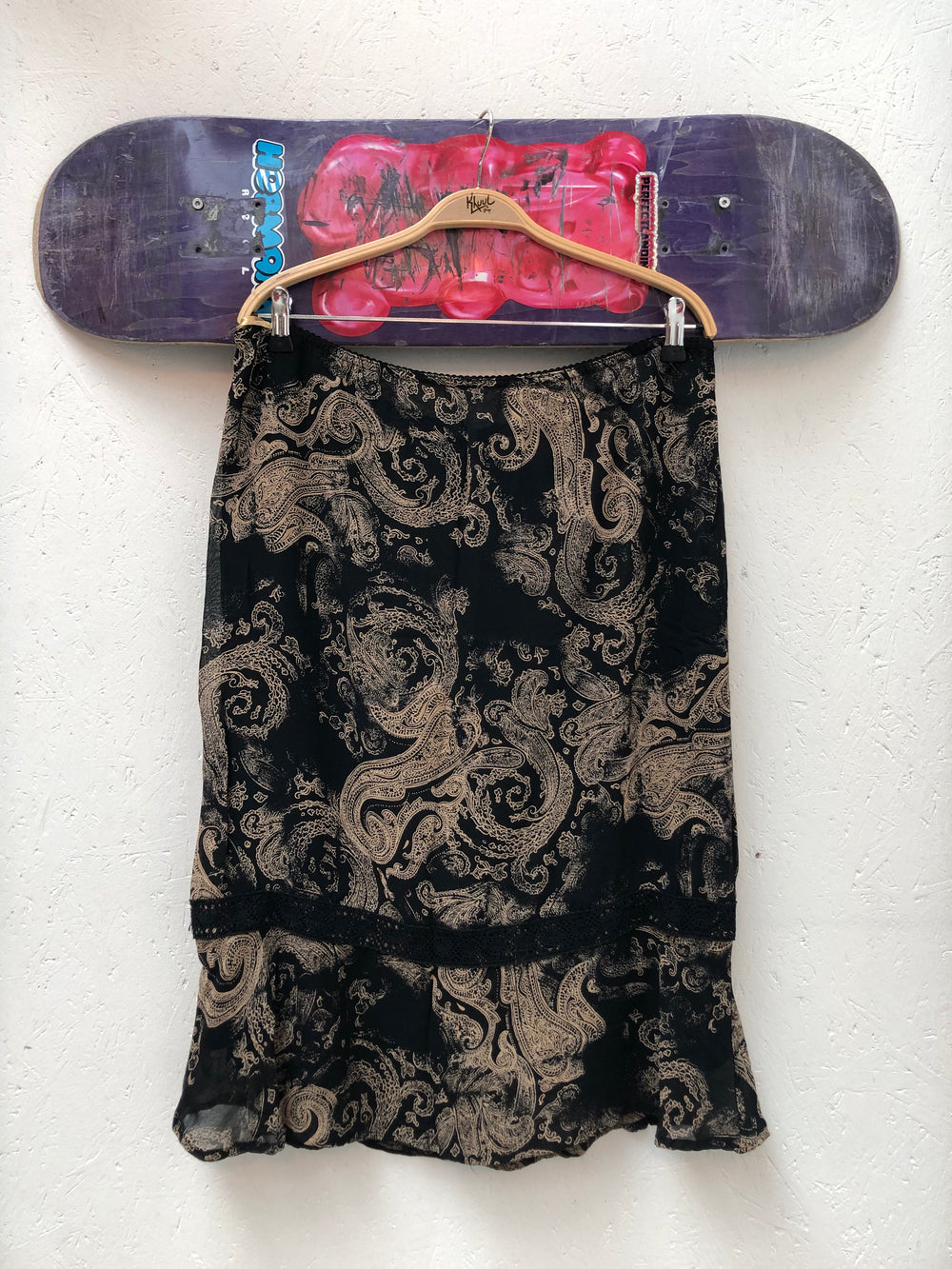Vintage Promiss Black Paisley Midi Skirt