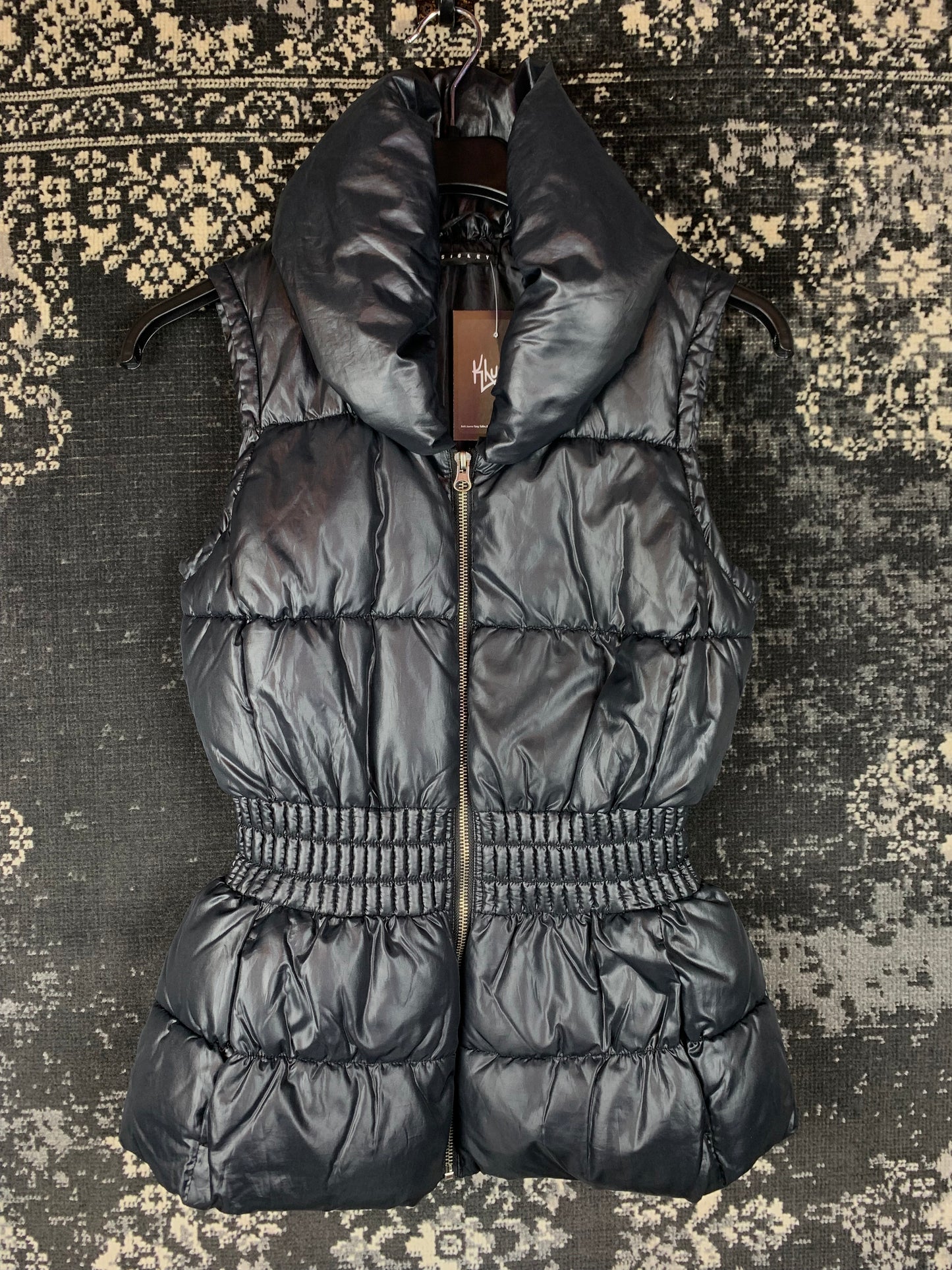 Women's Y2K Style Black Puffer Vest