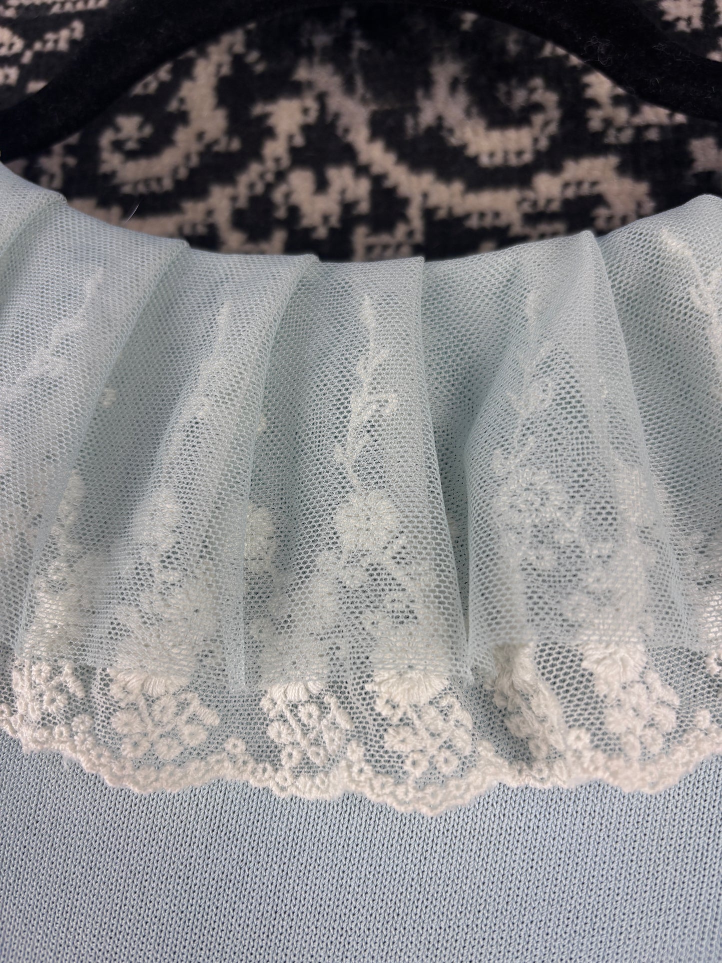 Womens Vintage Y2K Monton Baby Blue Lace Trim Cropped