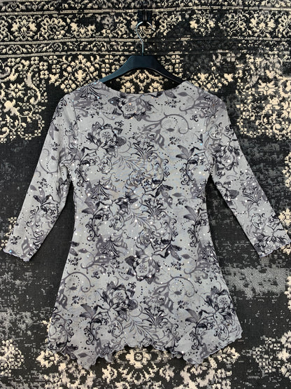 Women's Vintage Gray Floral Print Long Sleeve Top