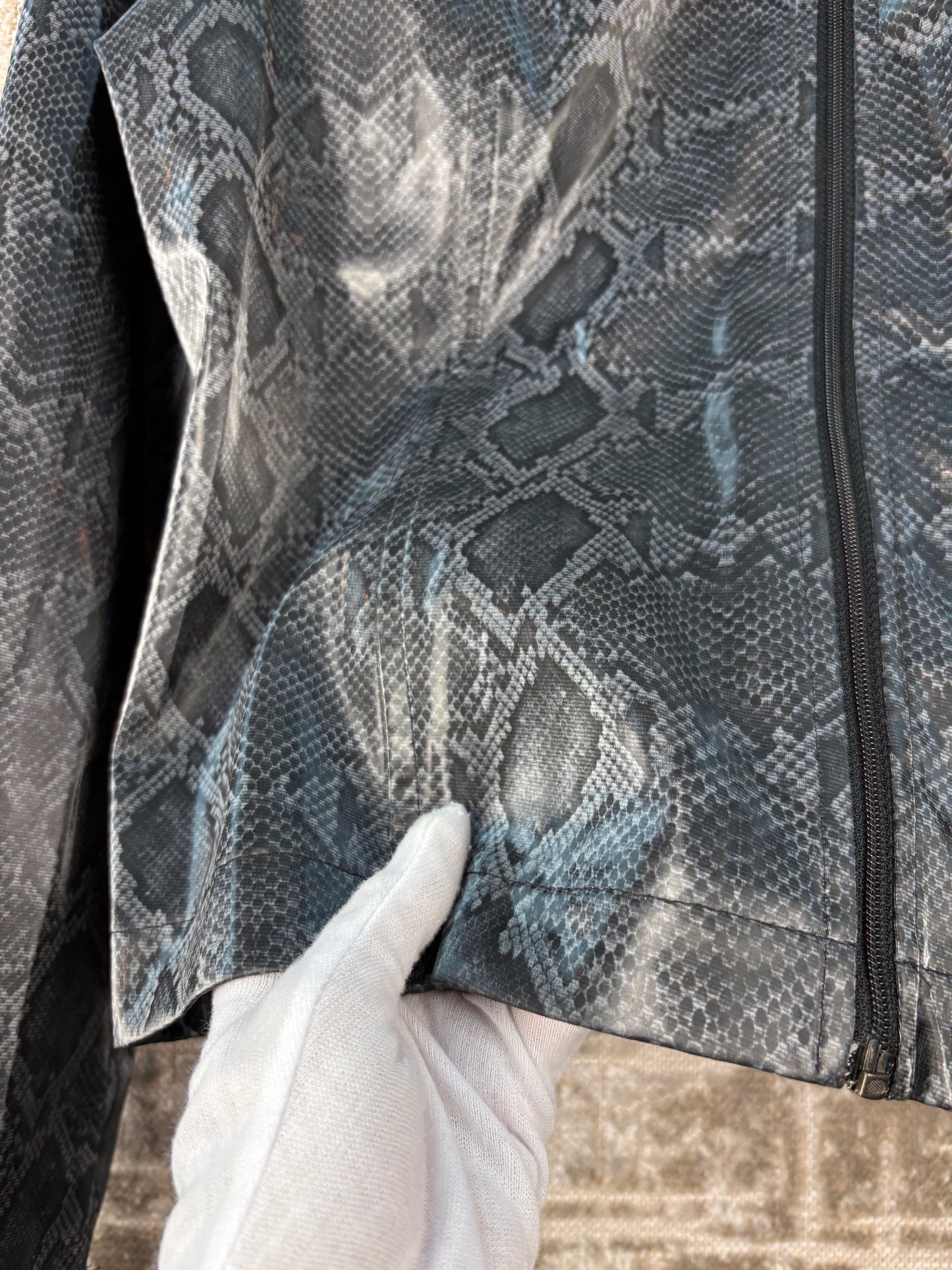 Women's Y2K Pimkie Gray Snakeskin Jacket