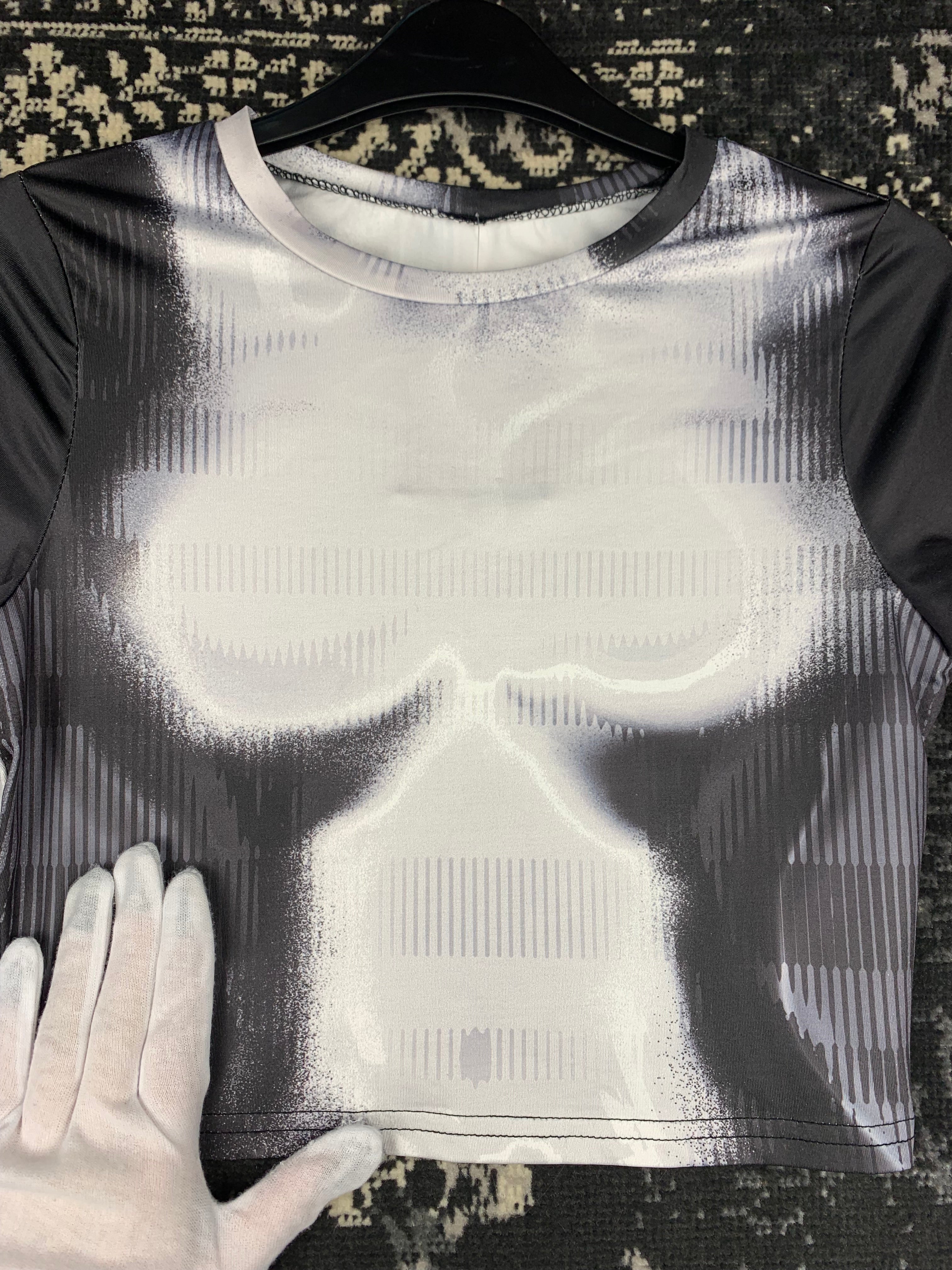 Y2K Women’s Futuristic Skeleton Illusion Graphic Cropped Tee