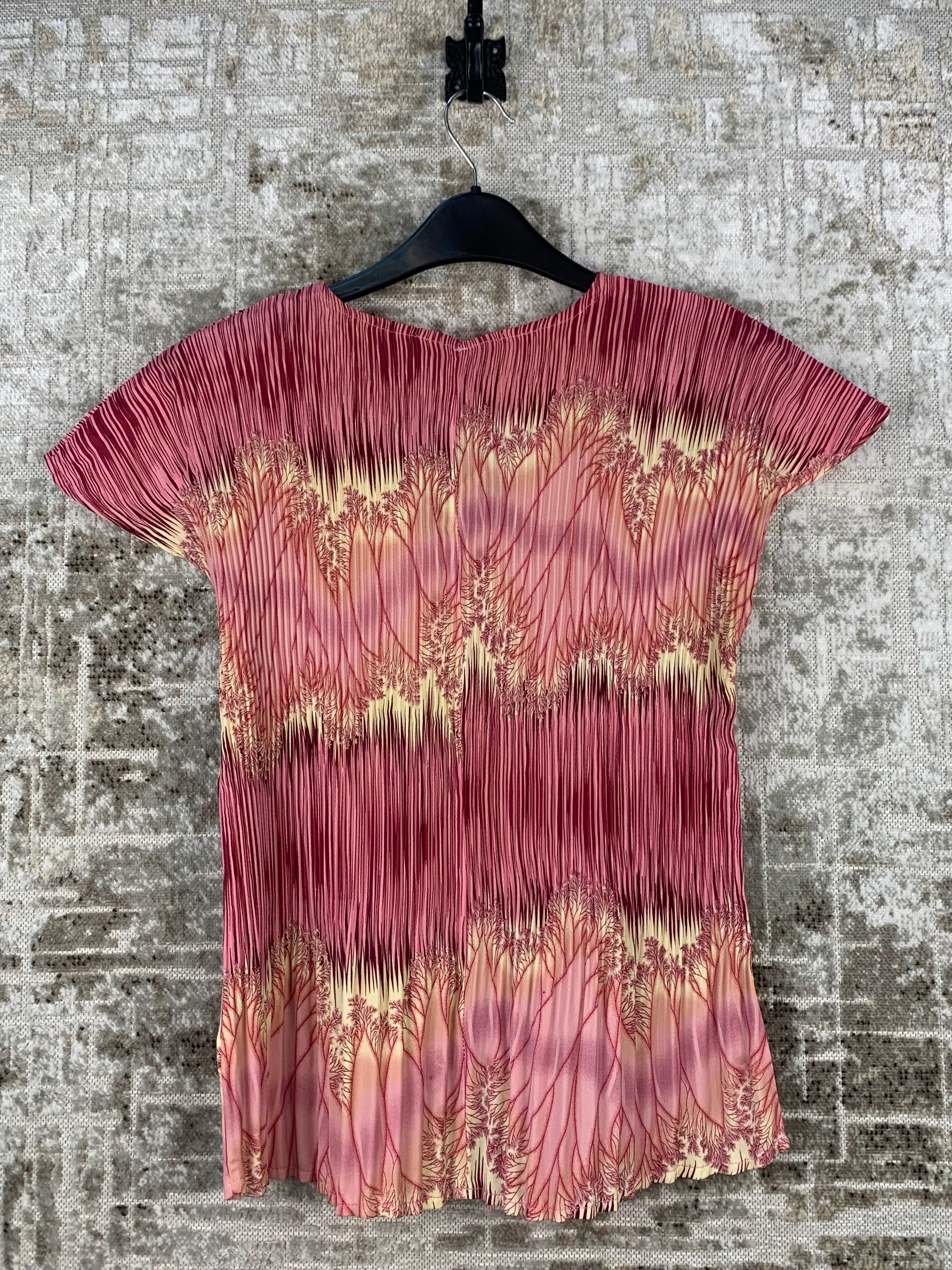 Womens Y2K Vintage Pink Pleated Top