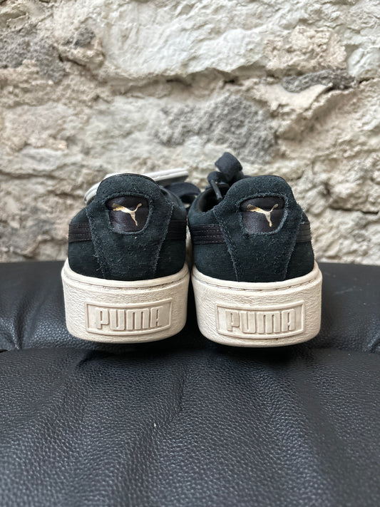 Puma Suede Sneakers