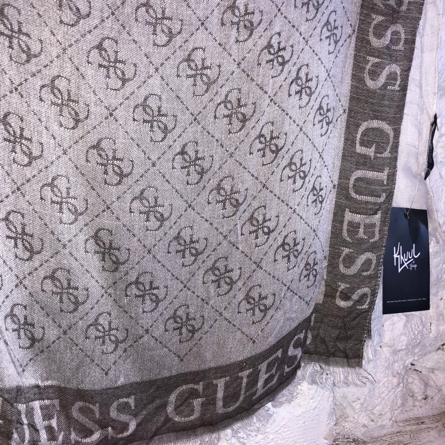 Guess Scarf