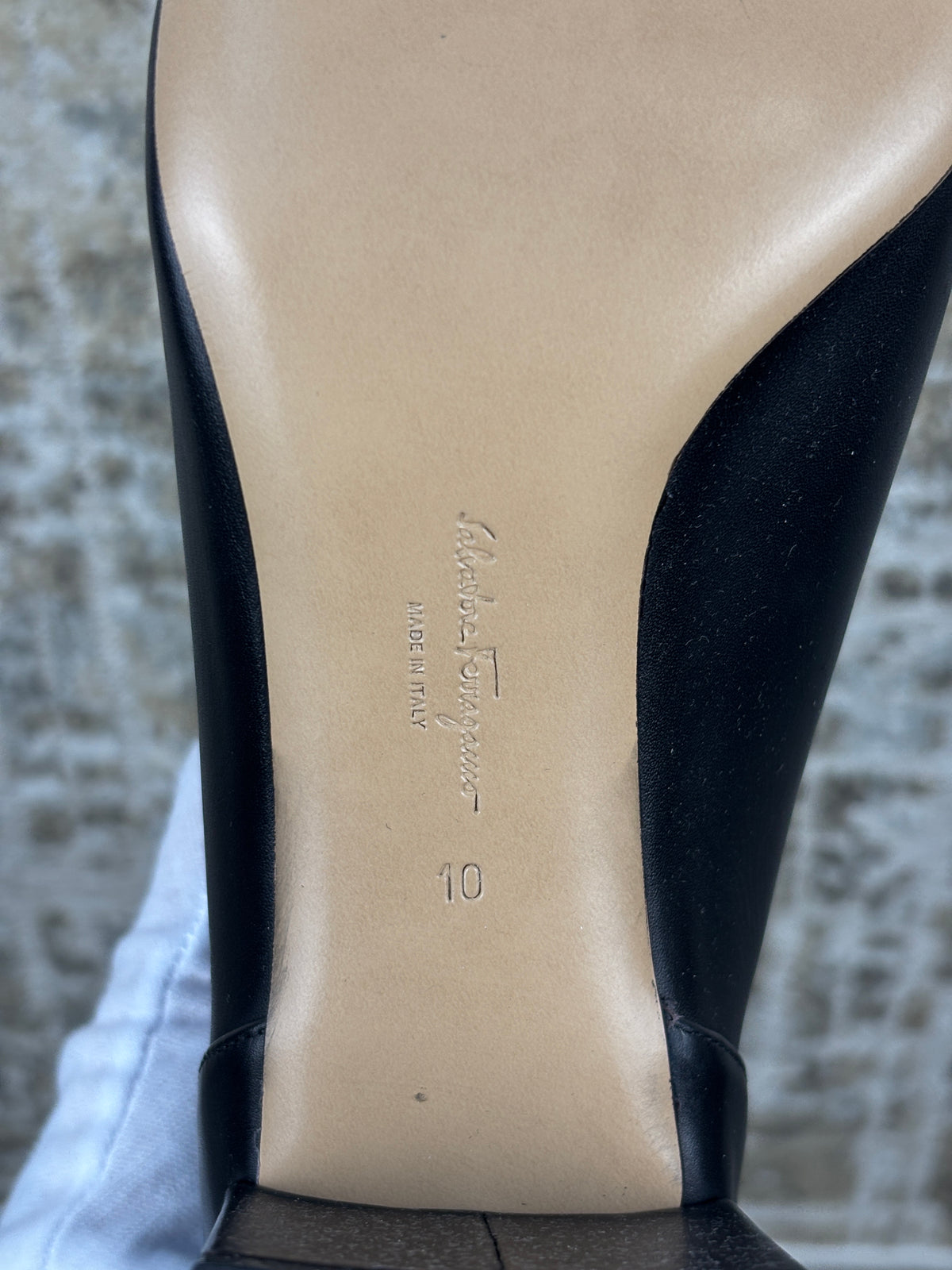 Ferragamo 95MM Vara Chain Leather Ankle Boots