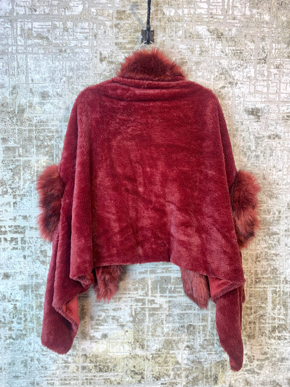 Samar Moda Faux Fur Trim Cape