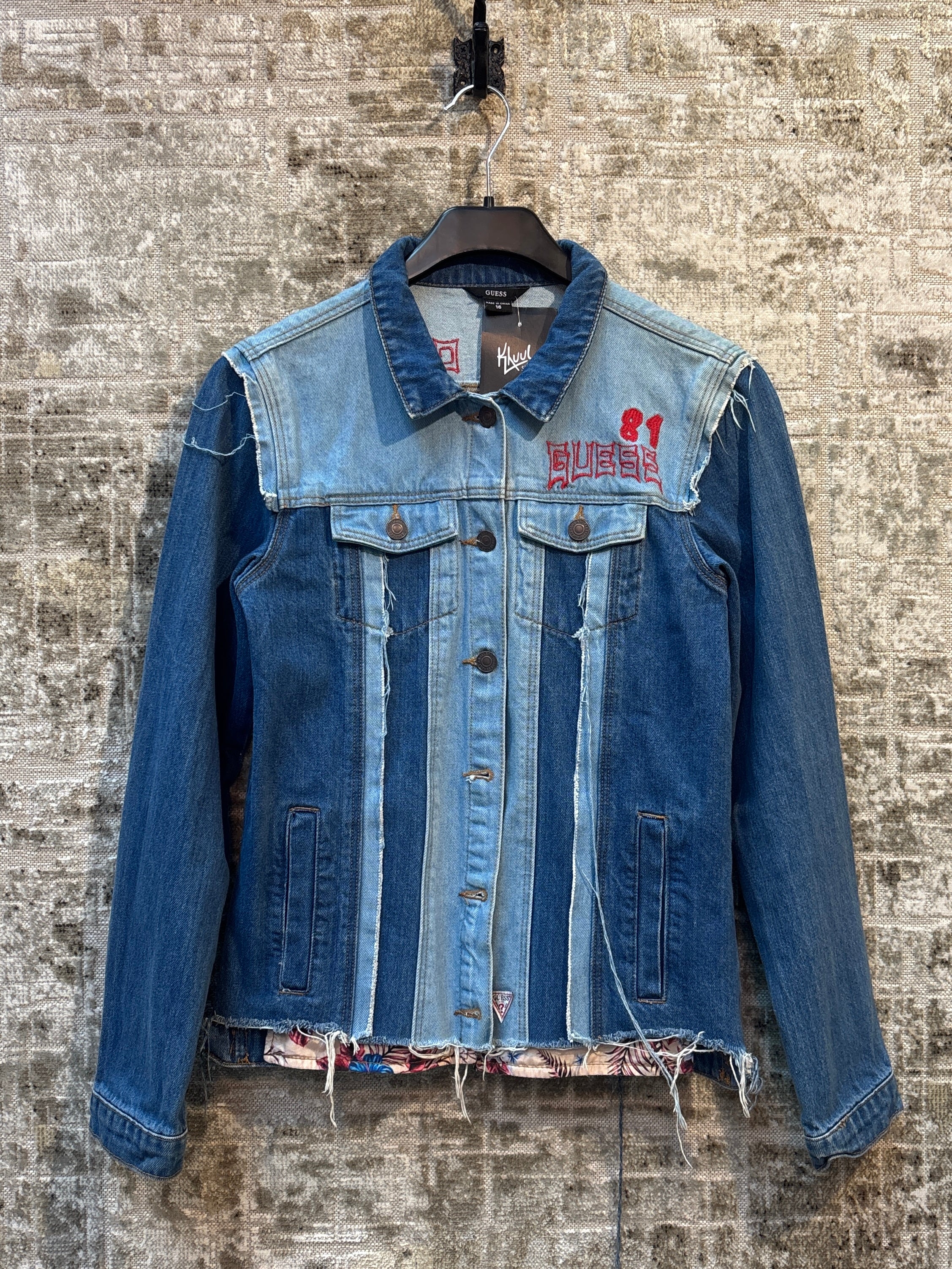 Women's Y2K Guess Dragon Embroidery Denim Jacket