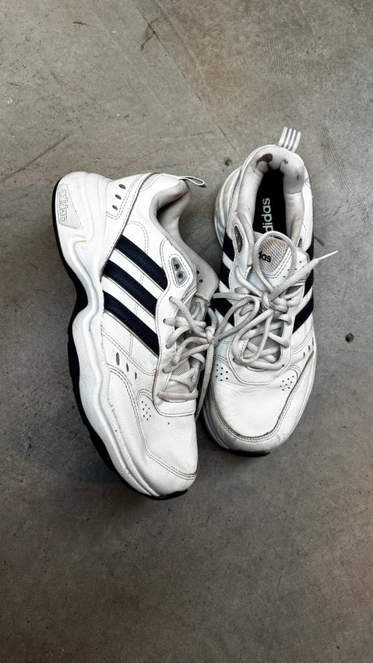 Vintage Men's White Adidas Sneakers