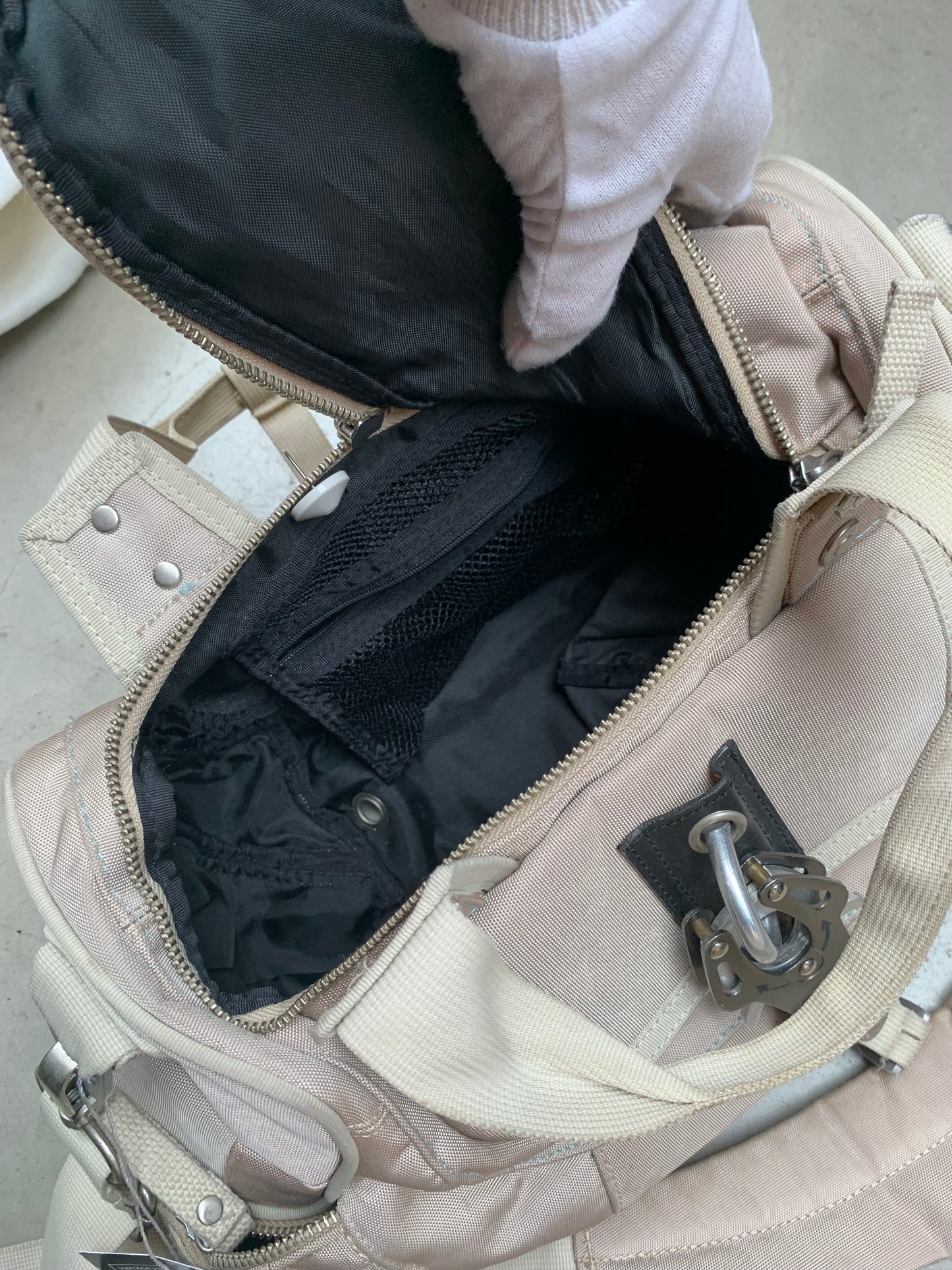 George Gina and Lucy Love Boat Shoulder Bag