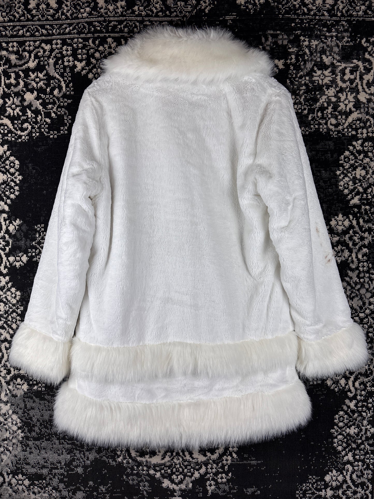 Women's Y2K Style White Soft Faux Fur Coat with Faux Fur Trim