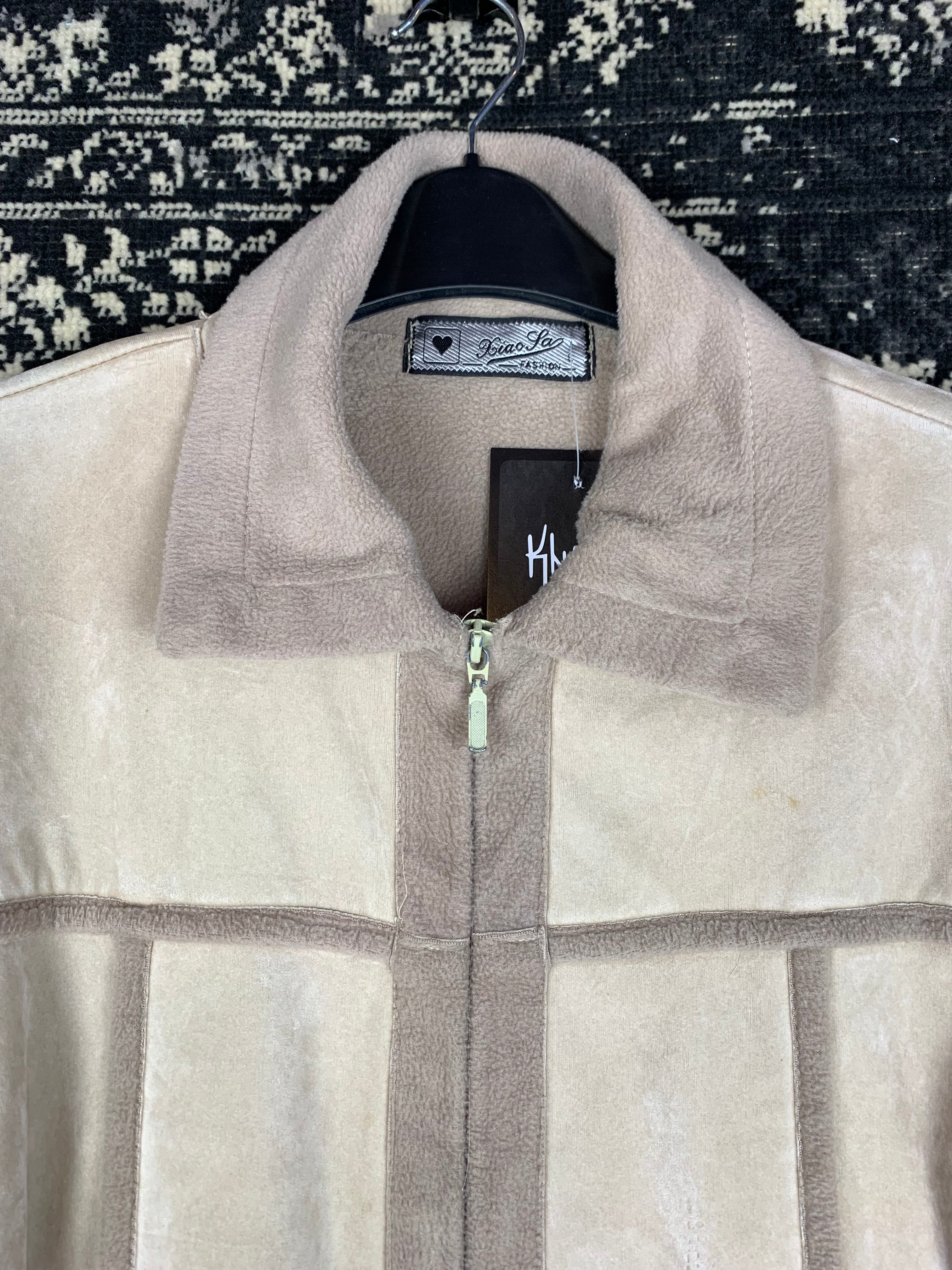 Y2K Women’s Cream Velvet Zip Up Jacket
