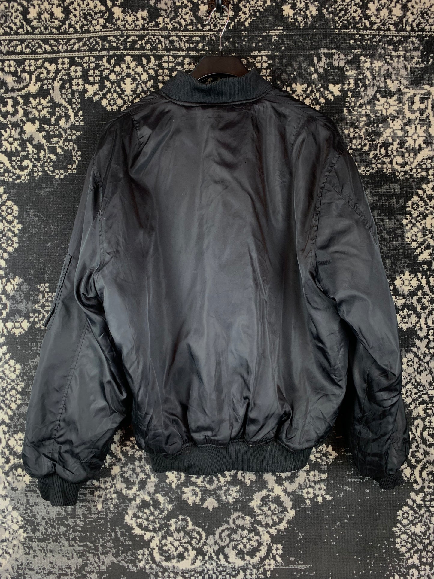 Men's Vintage Oversized Black Bomber Jacket
