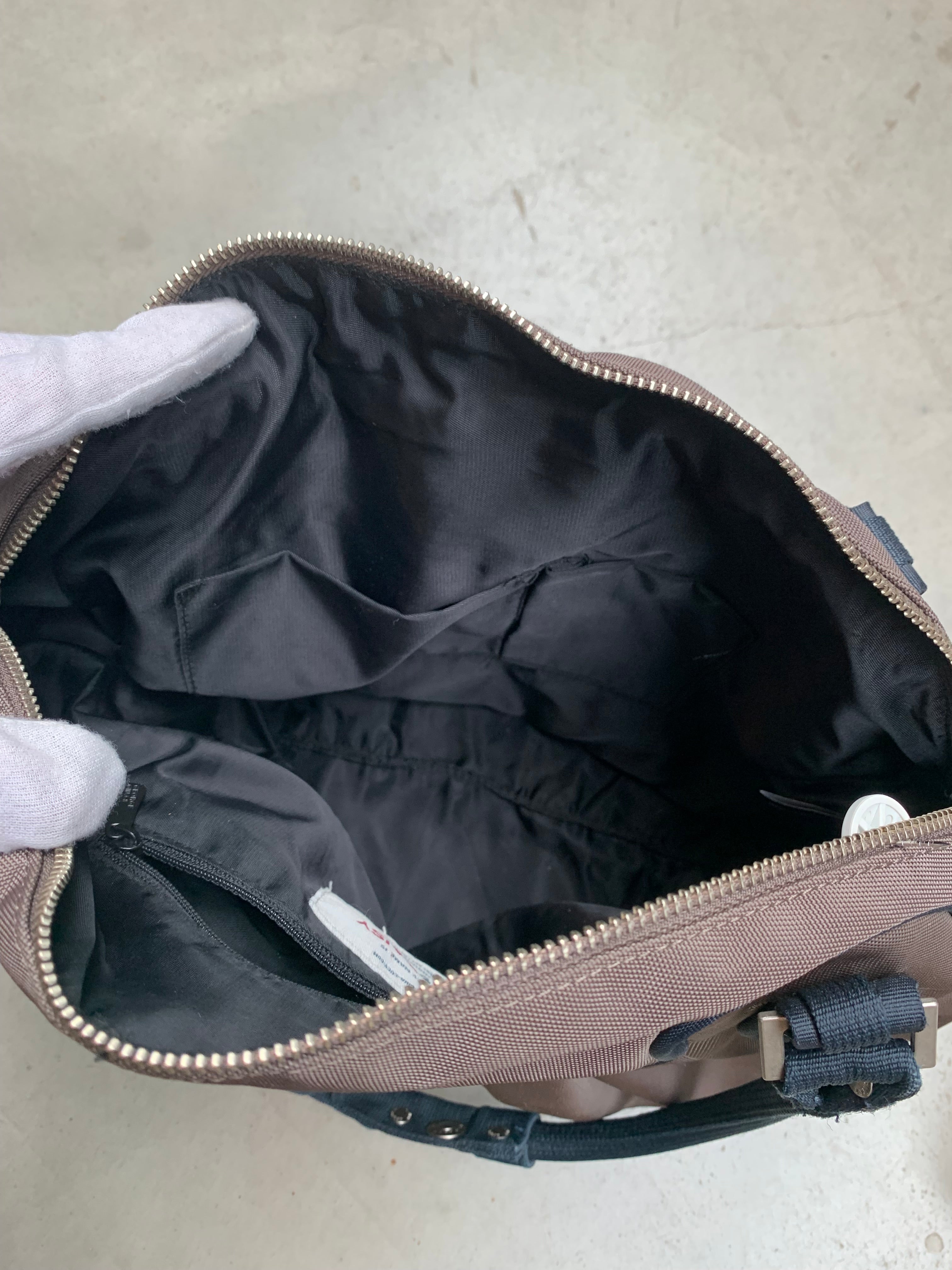 George Gina & Lucy "Lazy Daisy" Brown Handbag