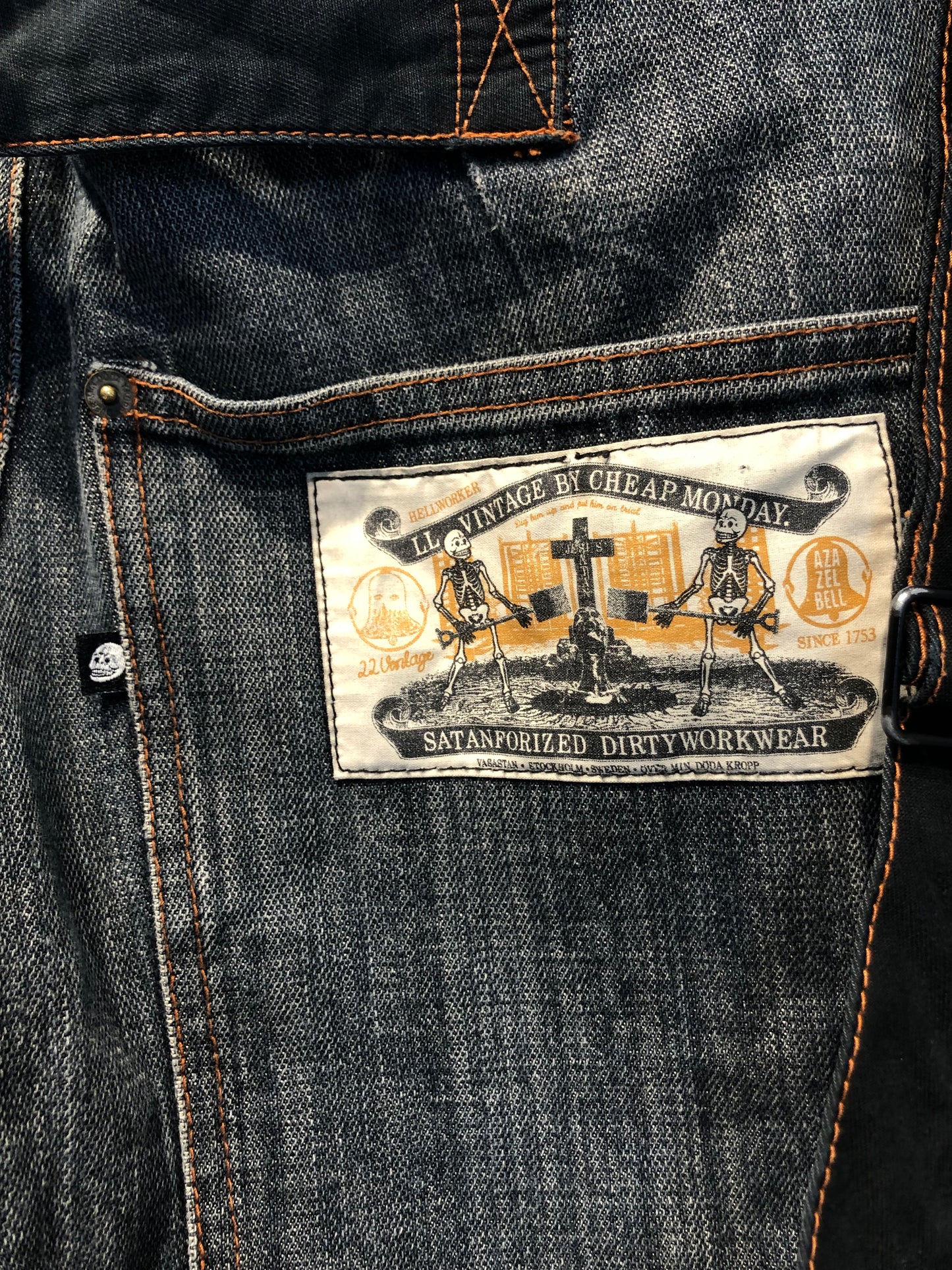 Vintage Y2K Jeans With Suspenders