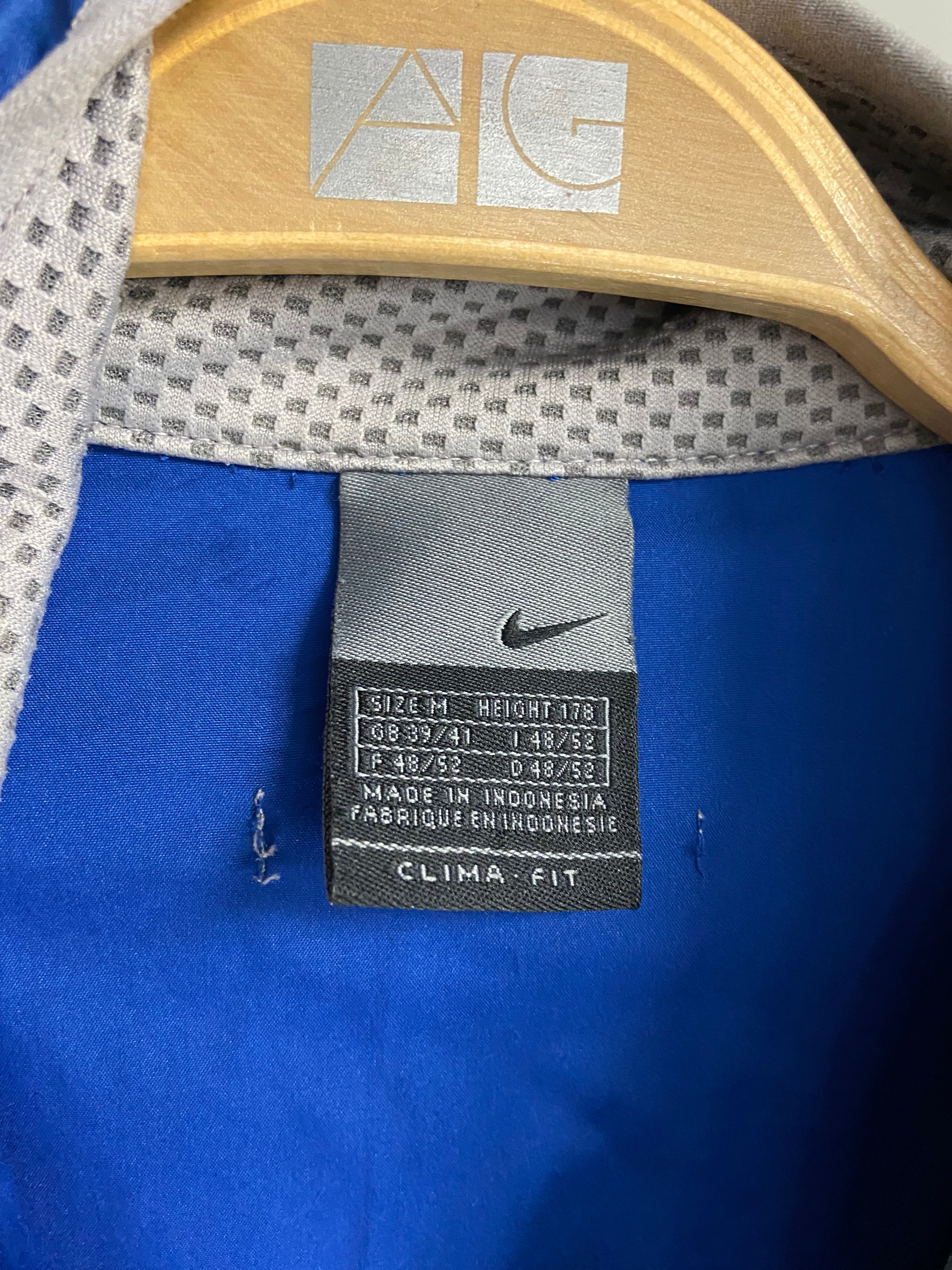 Vintage Nike Blue Comfort Fit Jacket M Mens Polyester