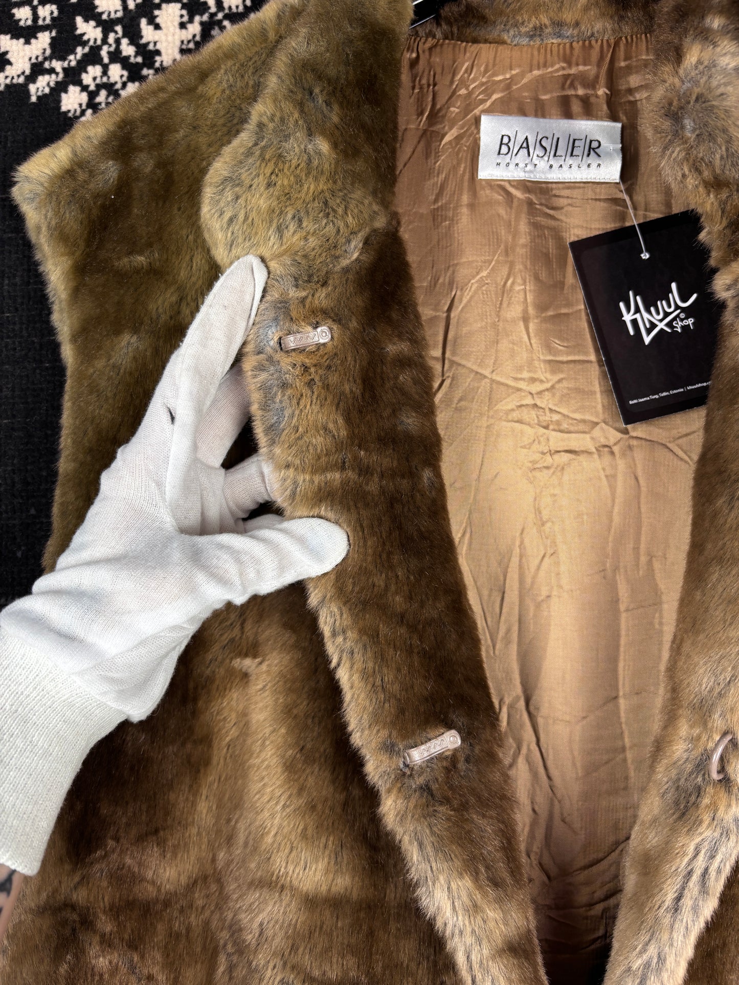 Women's Vintage Greyish Brown Faux Fur Vest