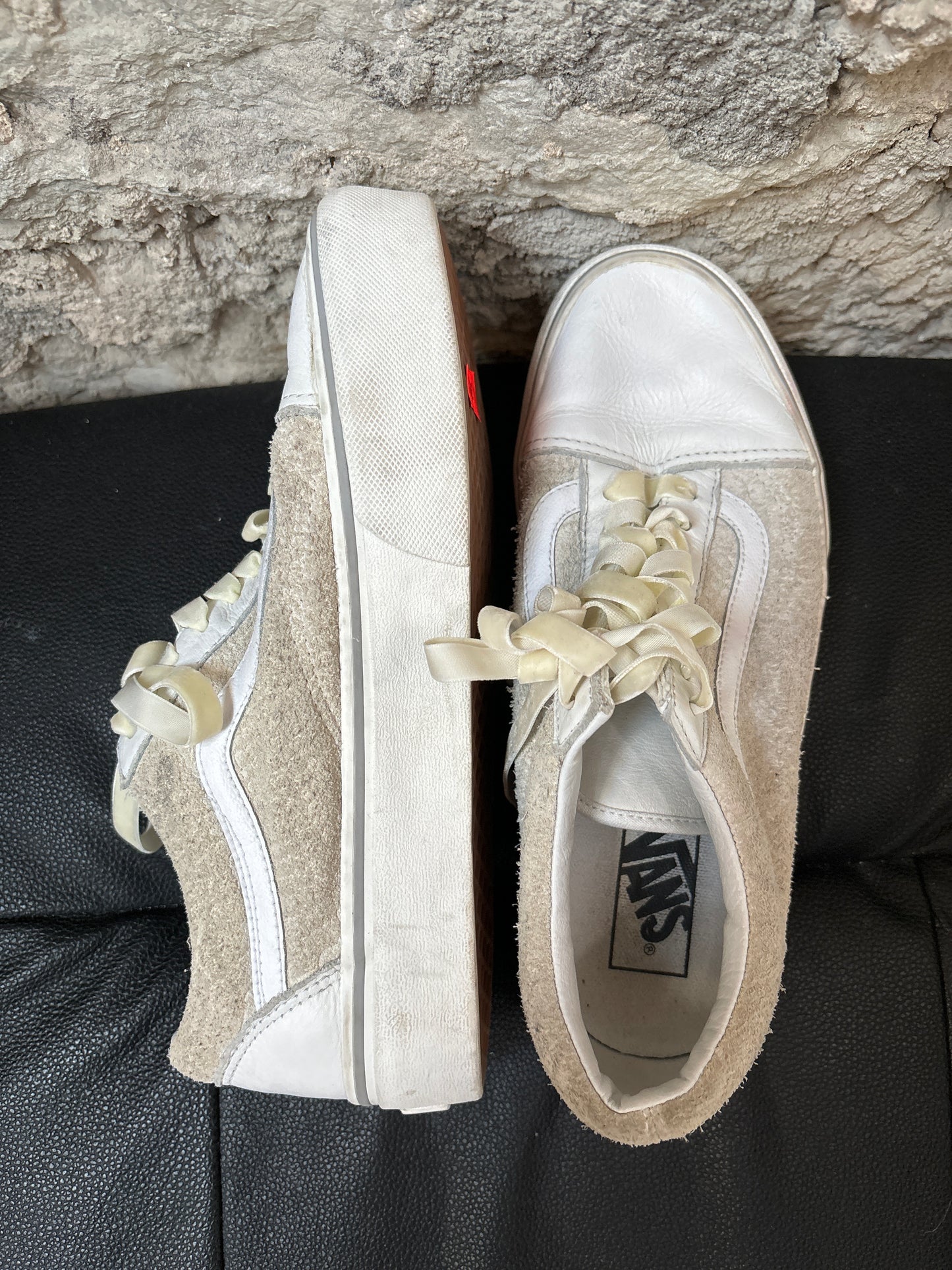 Vans Low Top Sneakers