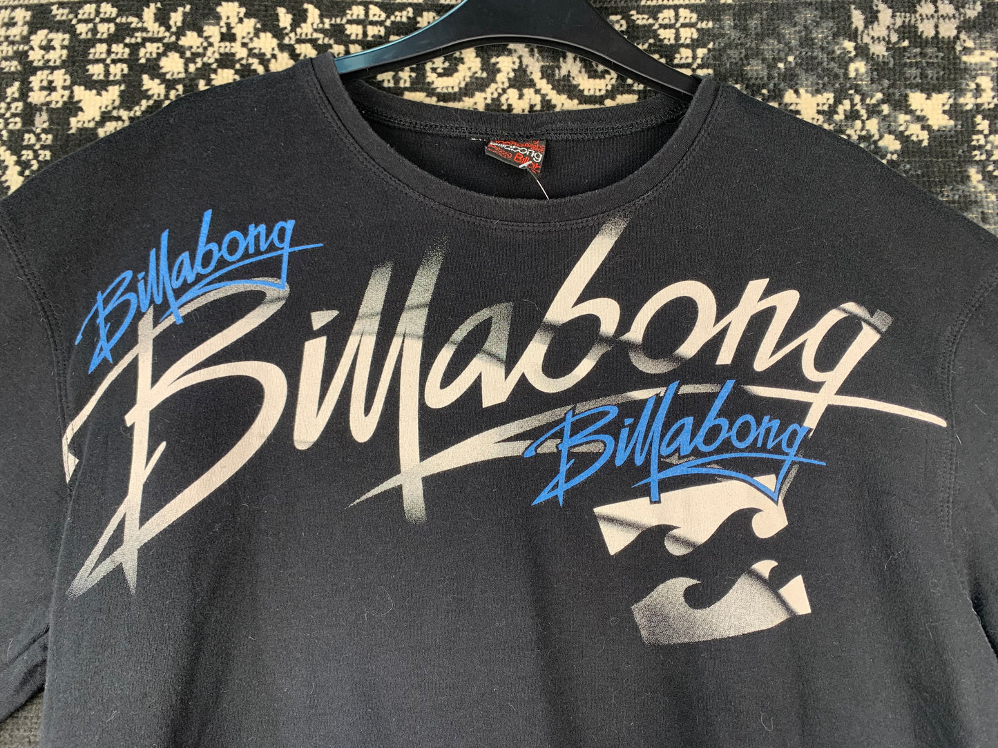 Mens Y2K Billabong Graphic Logo T-Shirt