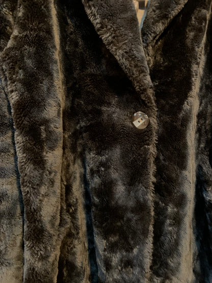 Vintage Women's Luxury Faux Fur Coat
