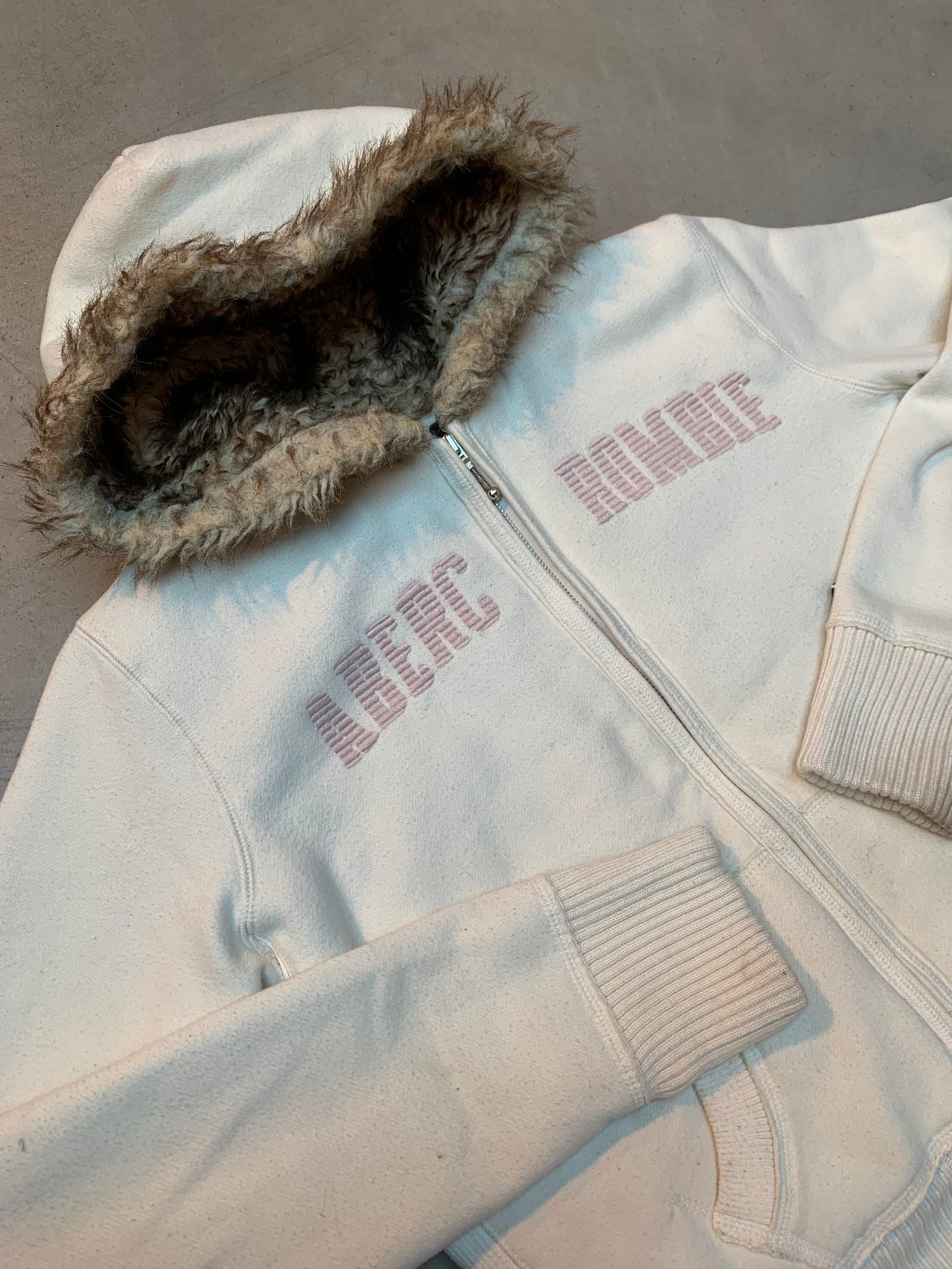 Y2K Women's Creamy Abercrombie Hoodie