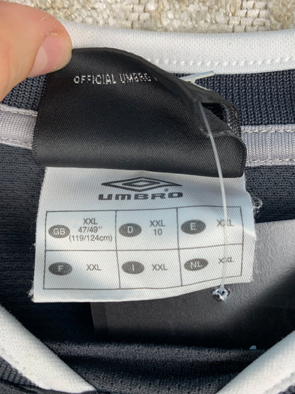 UMBRO Mens Grey and Black Sports Jersey
