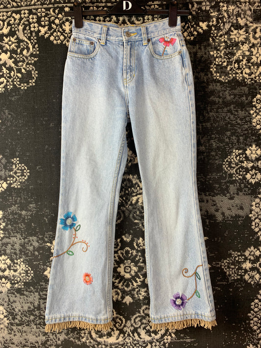 Women’s Vintage Light Blue Embroidered Jeans