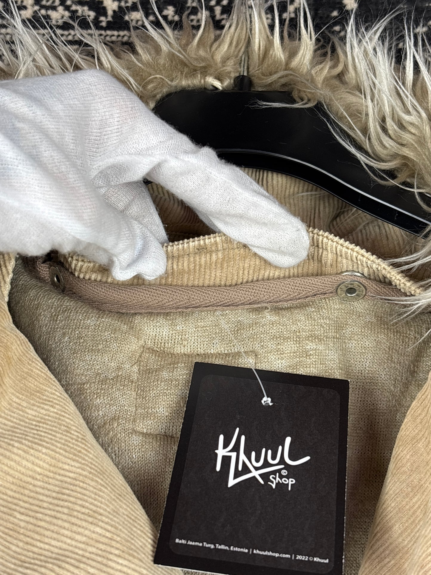 Women's Y2K Beige Corduroy Jacket with Faux Fur Trim