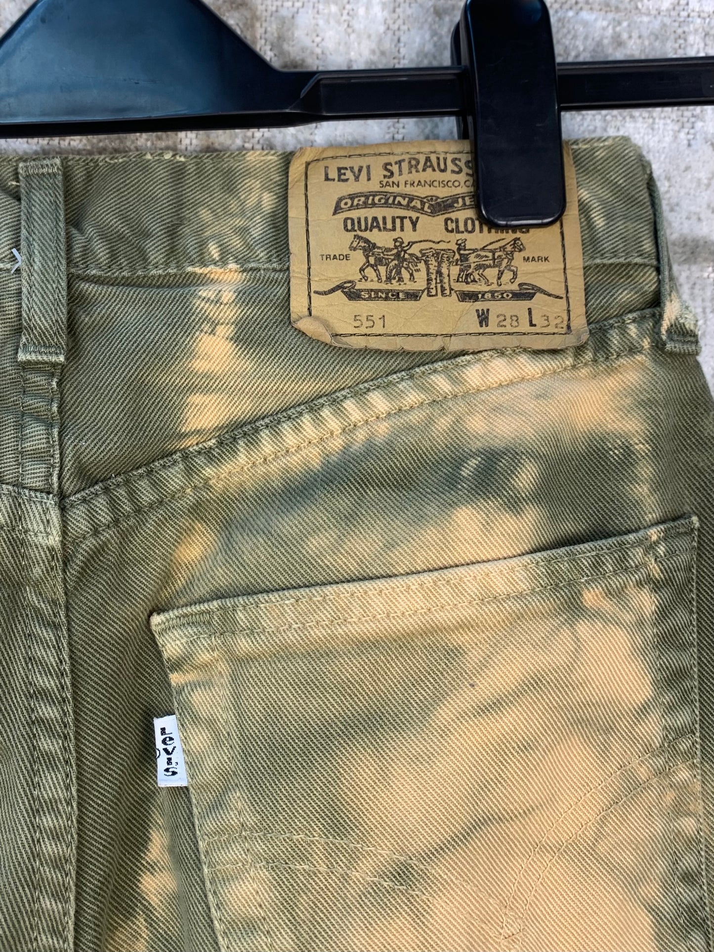 Womens Vintage Levis 551 Tie Dye Jeans