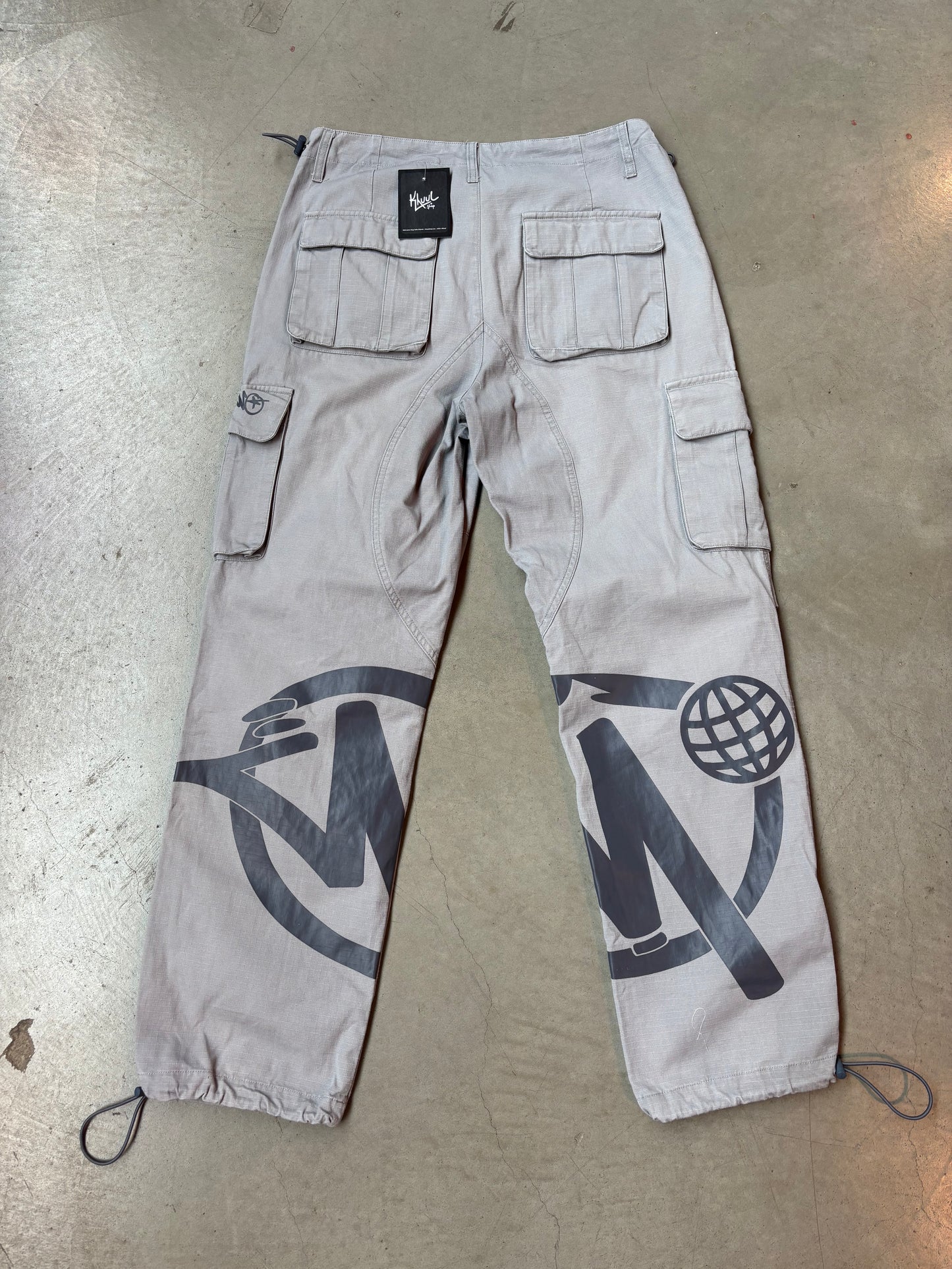 Minus Two Men's Gray Cargo Pants