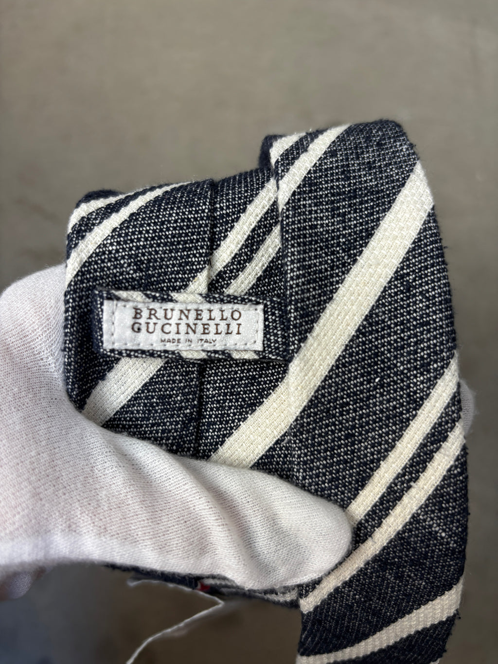 Brunello Cucinelli Diagonal Stripes Navy White Tie