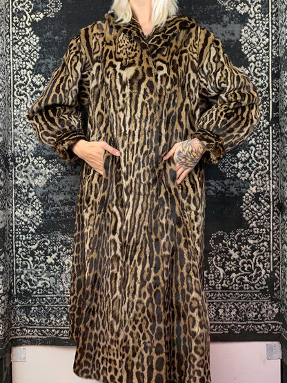 Vintage Spotted Exotic 1940s Fur Coat
