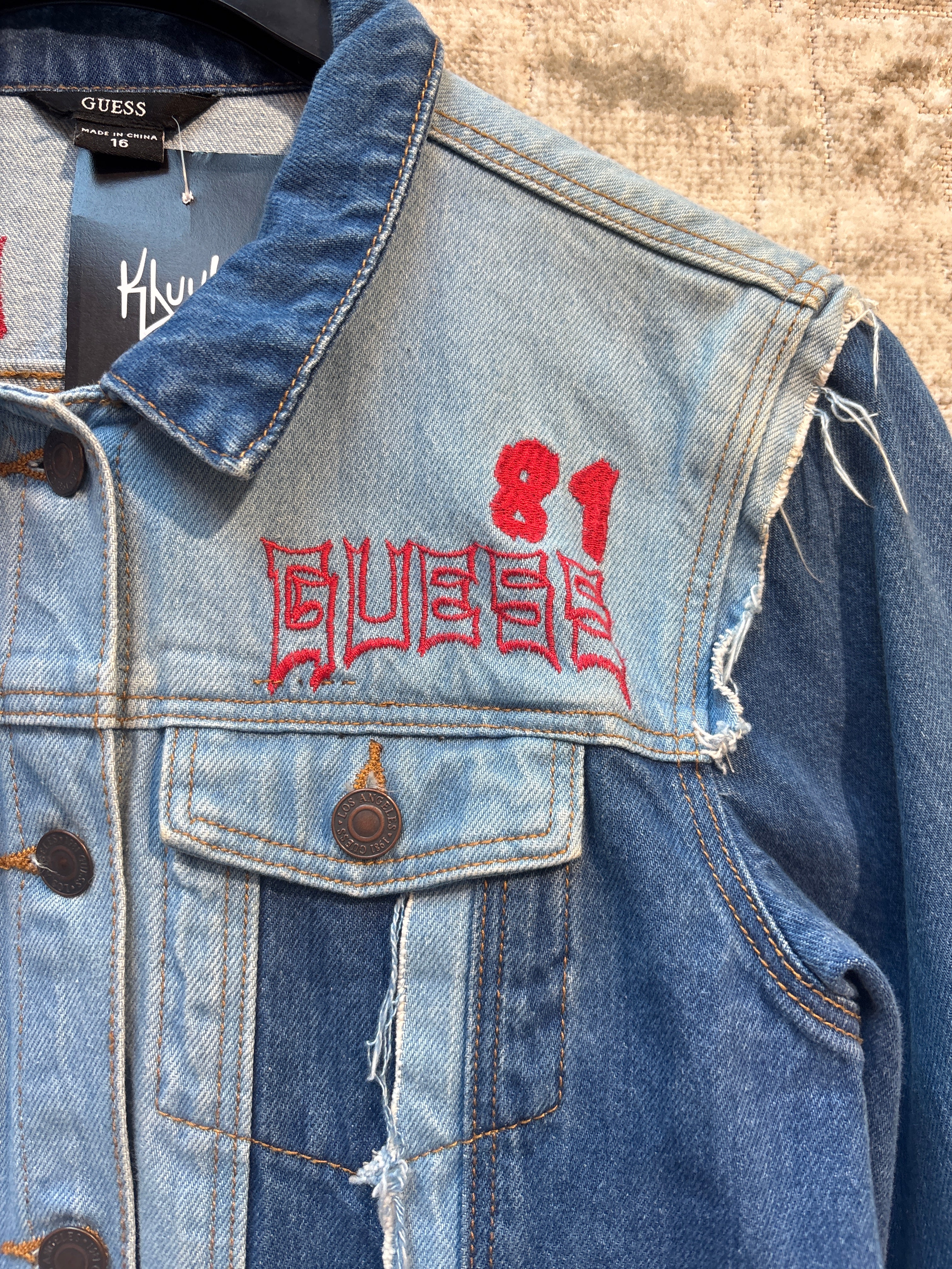 Women's Y2K Guess Dragon Embroidery Denim Jacket