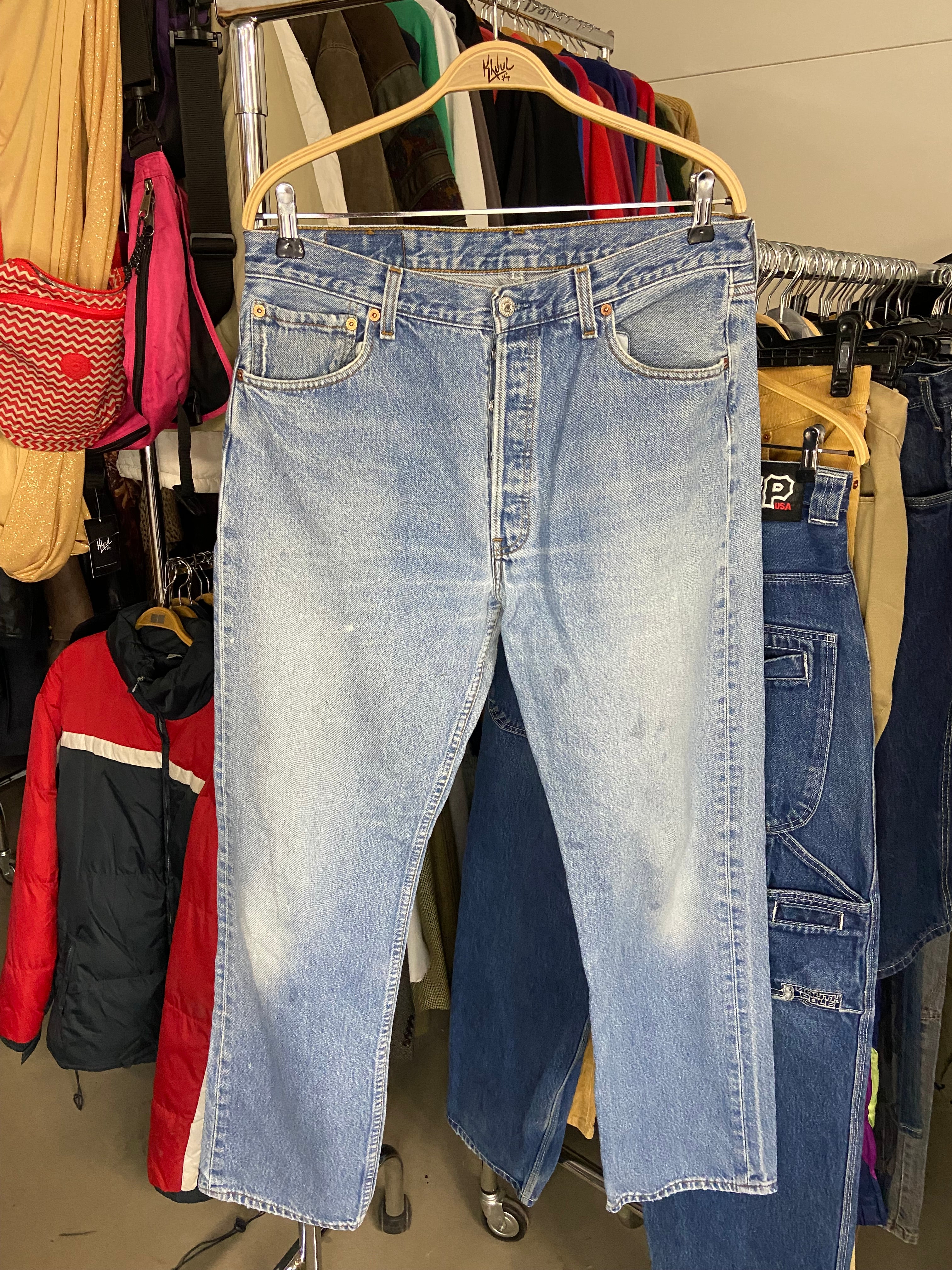 Vintage Levi's 501 Blue Jeans Straight Light Mens 36 x 32