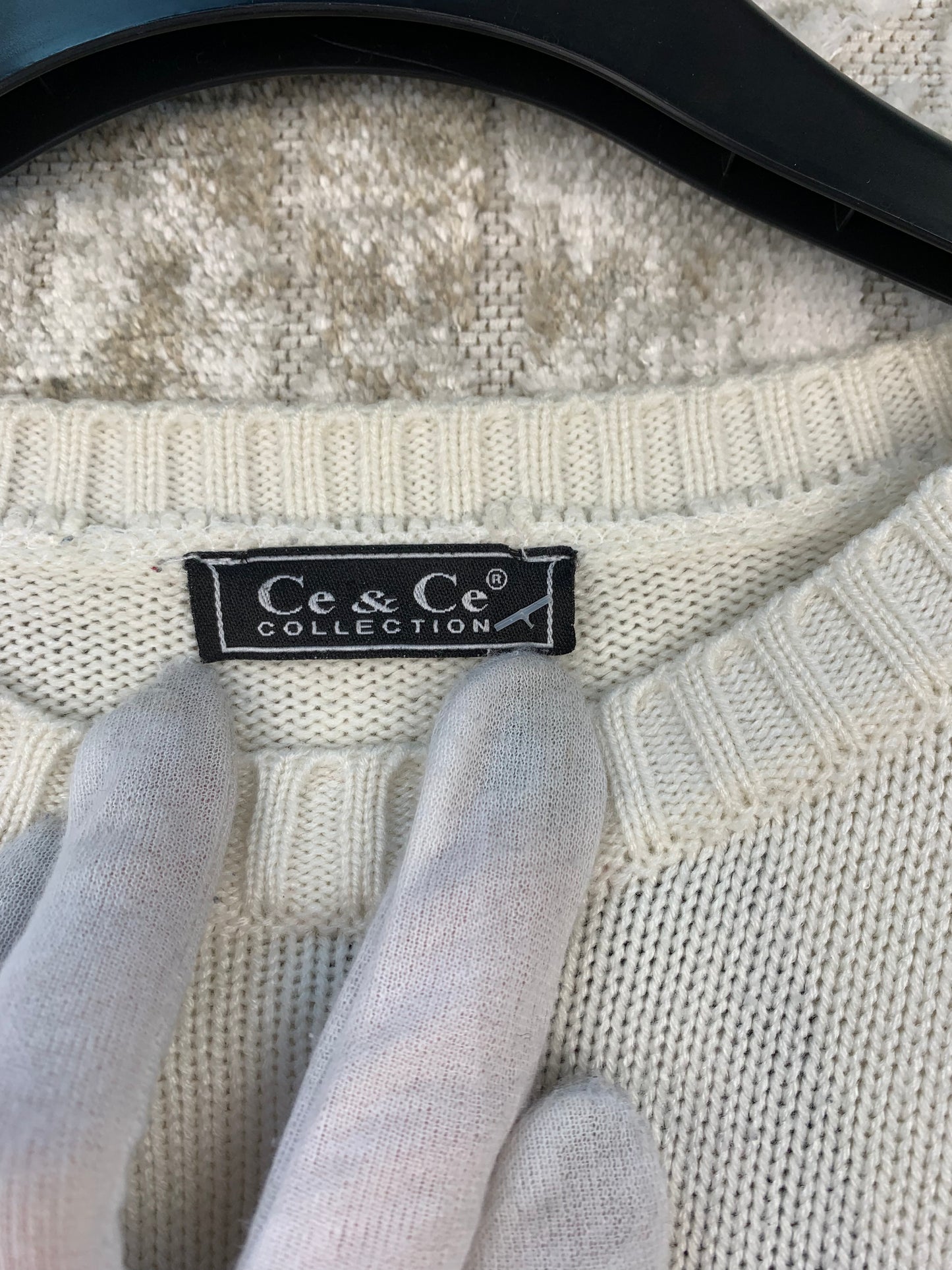 Mens Vintage Y2K White Knit Sweater