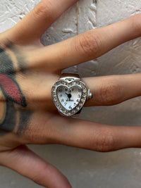 white dial heart