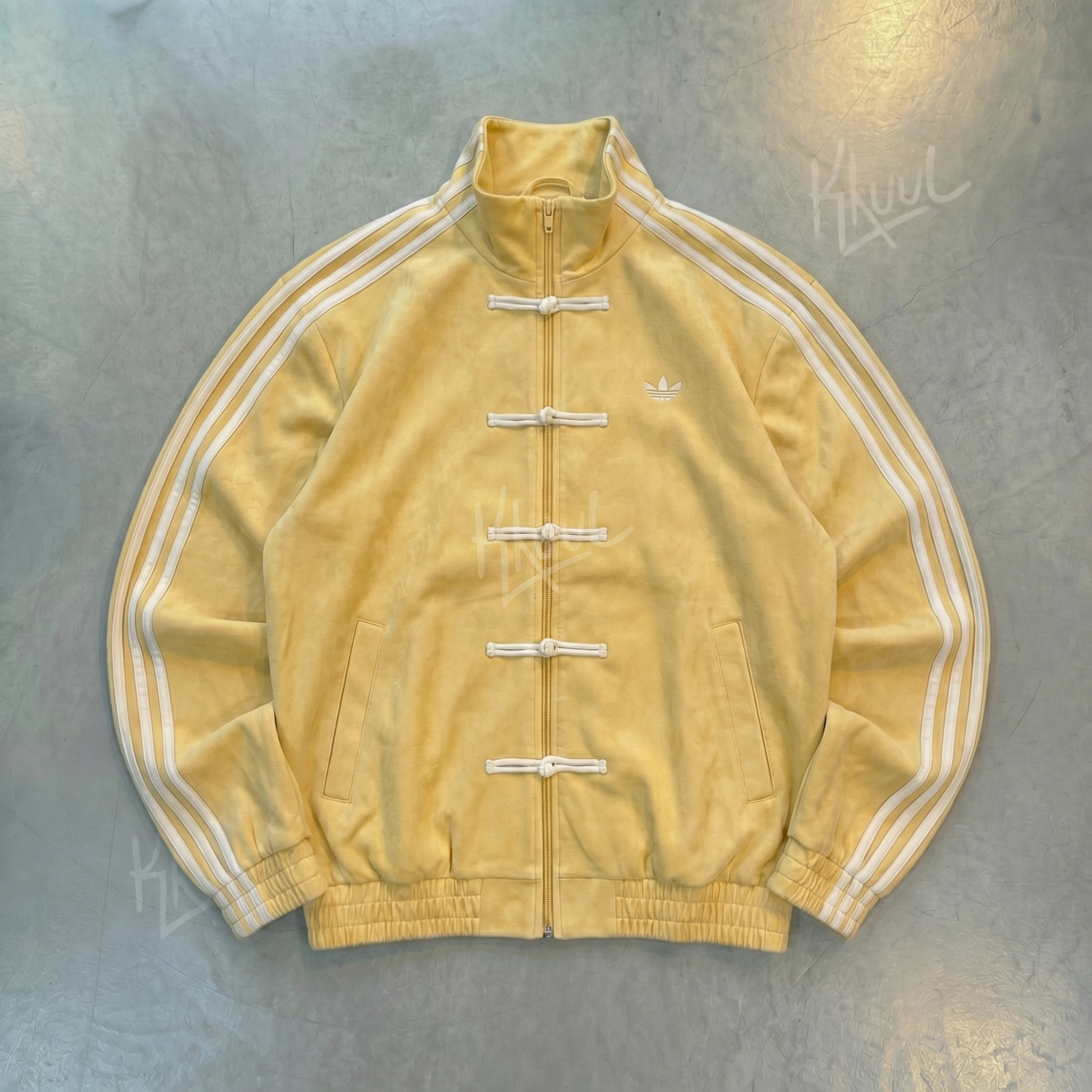Light Yellow