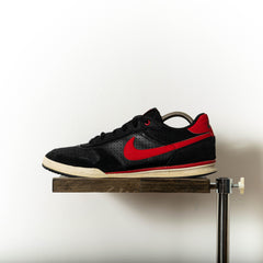 Nike Field Trainer Black Red Low Top Sneakers Mens EU43