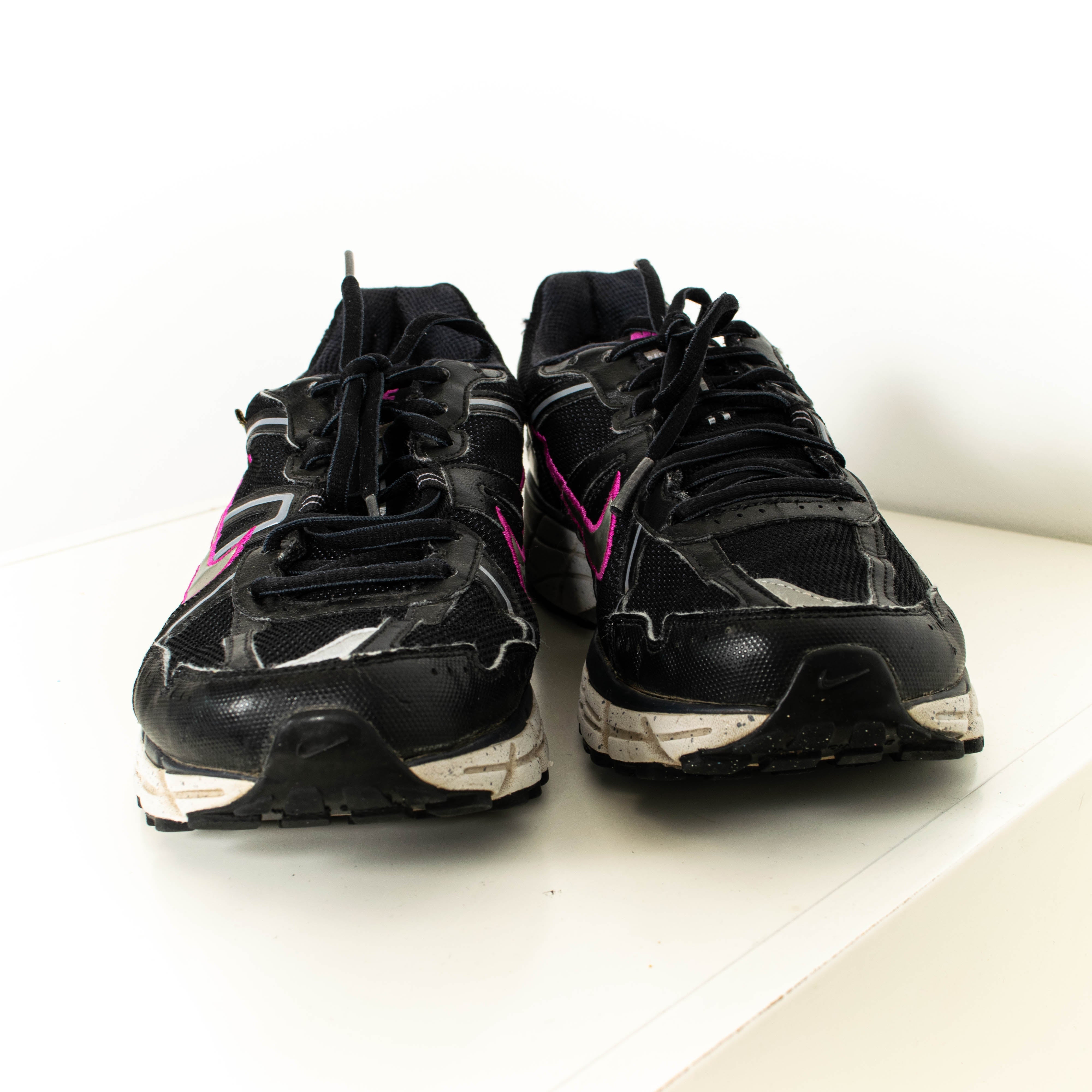 Nike Black Purple Pegasus 26 Goretex Low Top Sneakers Mens EU41