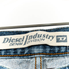 Diesel Industry Medium Washed Straight Leg Button Fly Jeans Mens US32