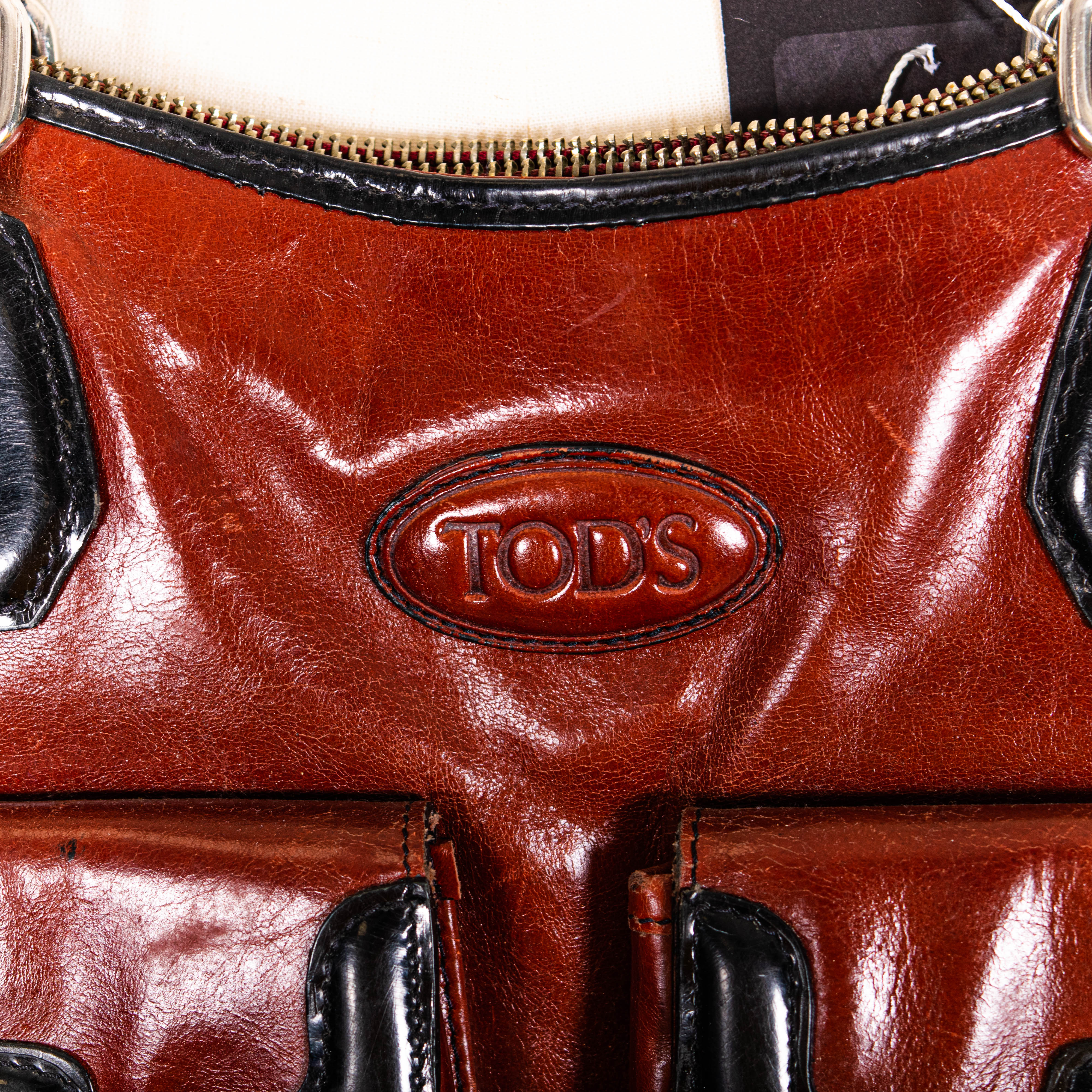 Vintage Tods Brown Black Leather Multiple Pockets Purse Shoulder Bag